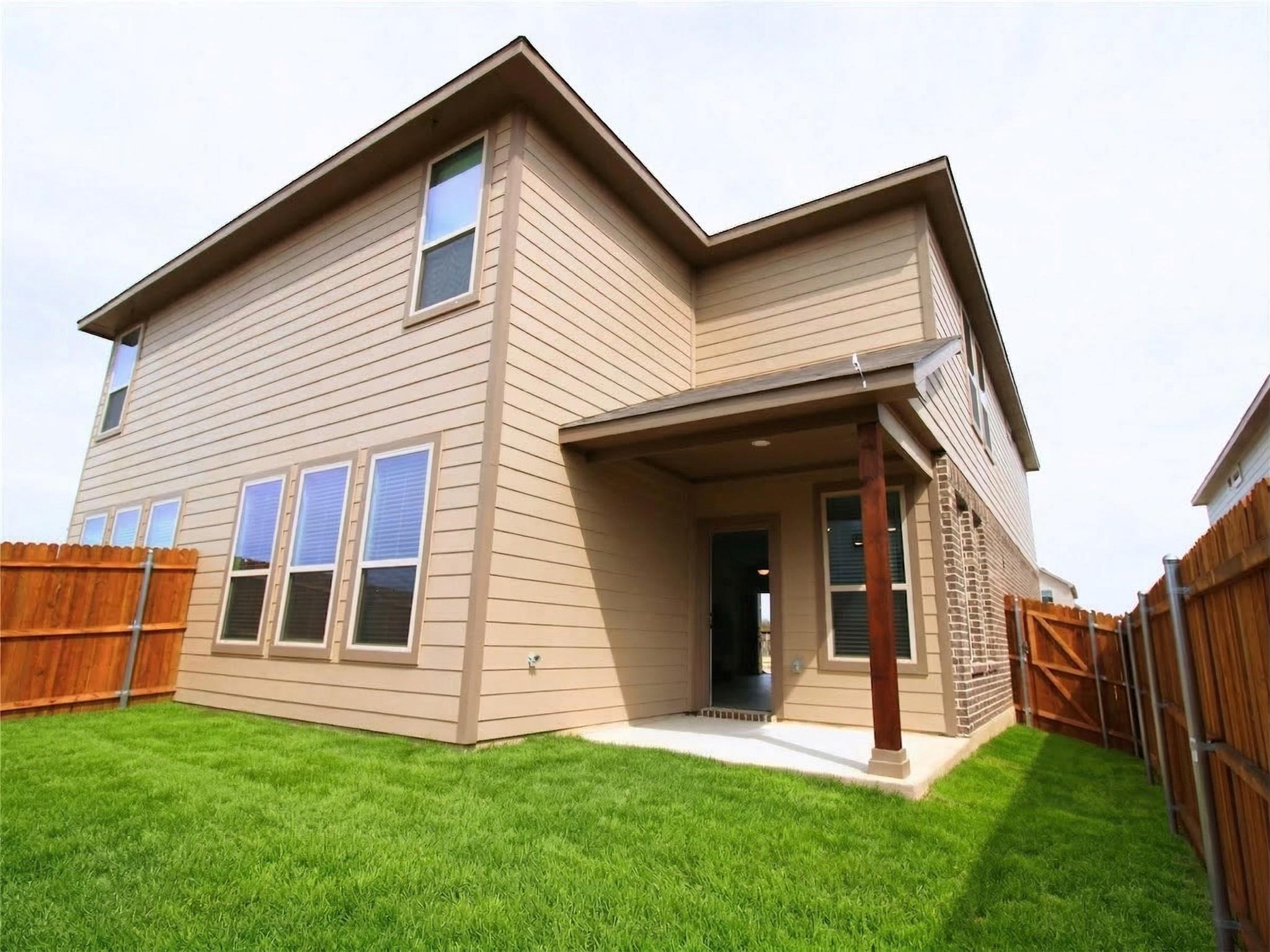 main property photo 23