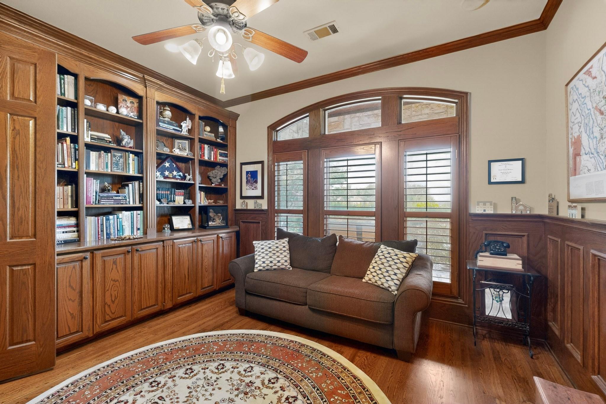 main property photo 12