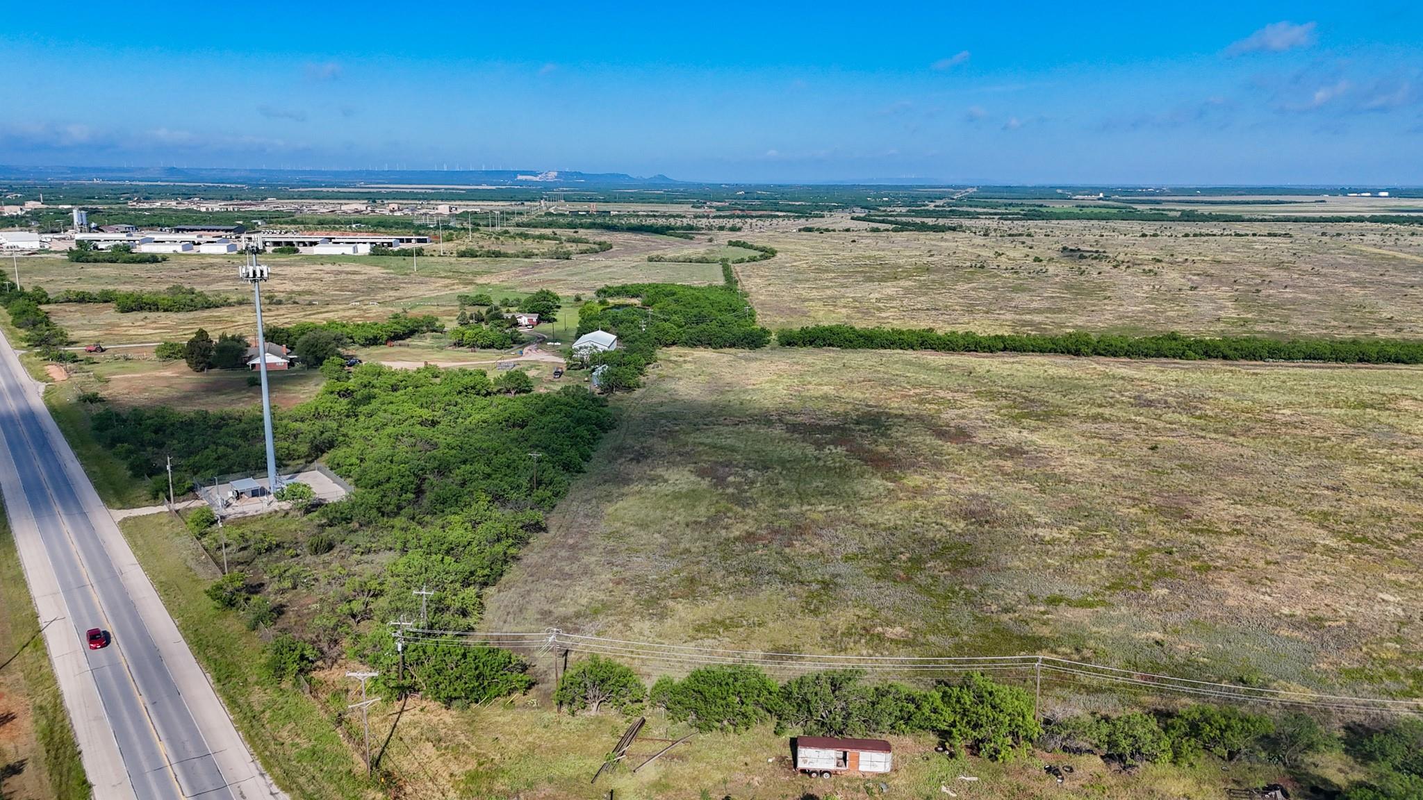 main property photo 4