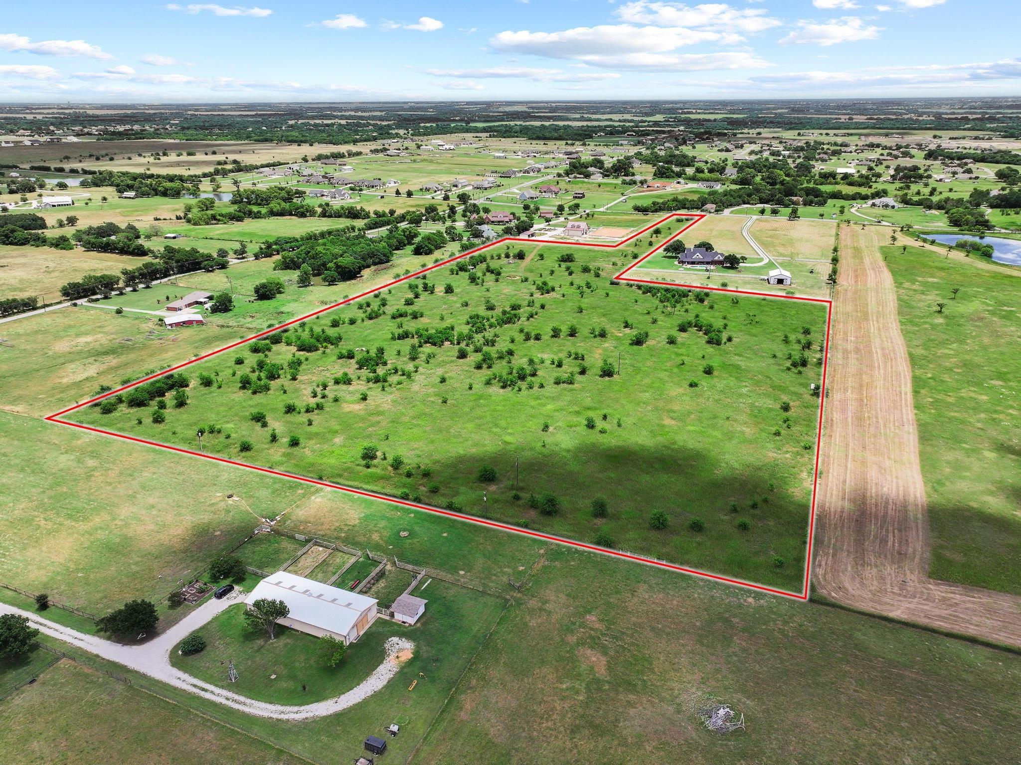 main property photo 18
