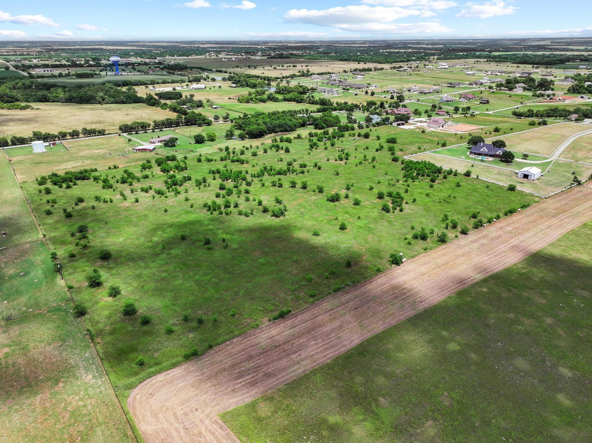main property photo 20