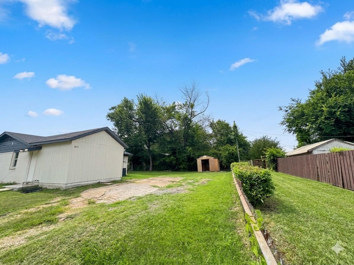 main property photo 8