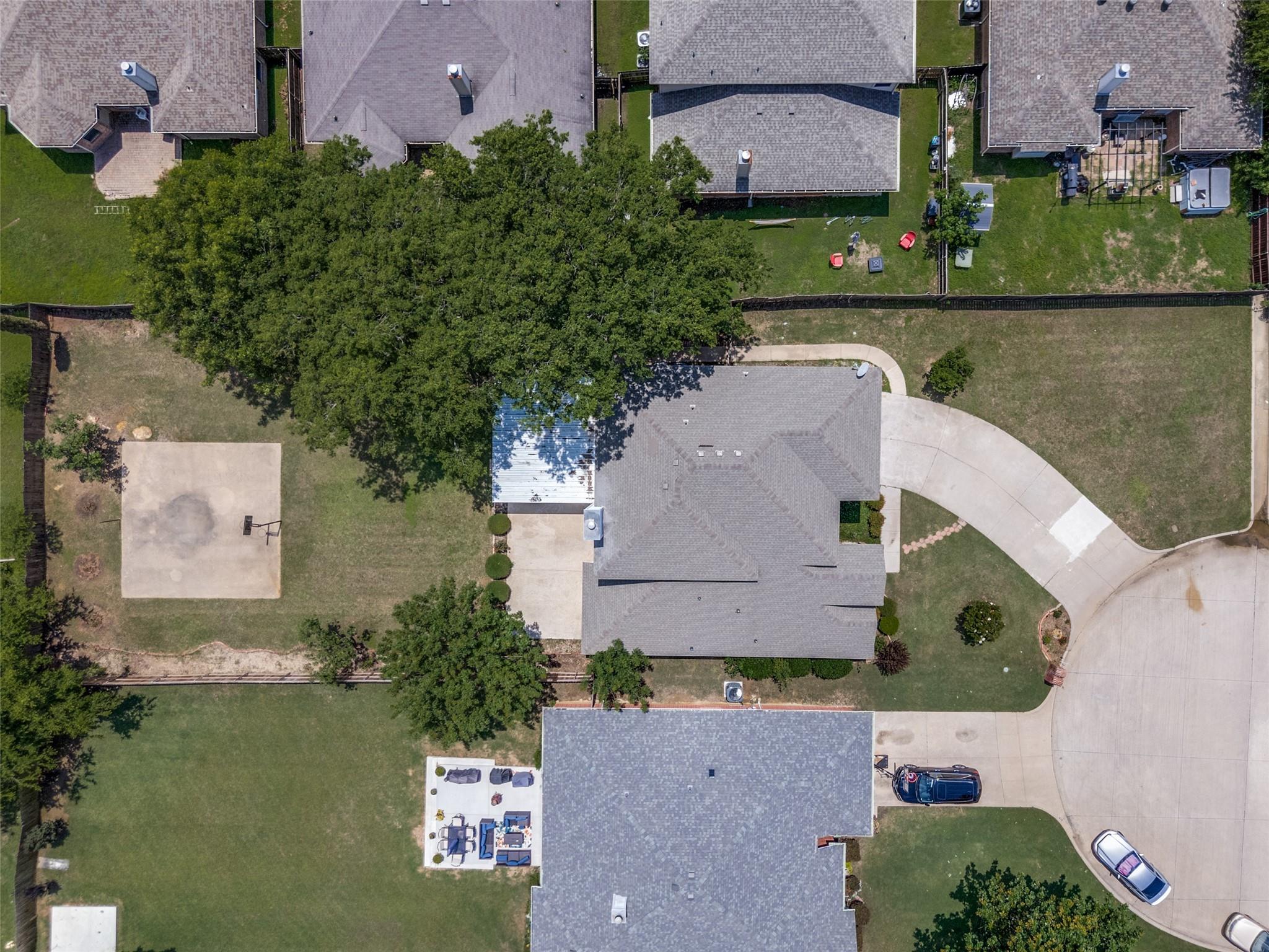 main property photo 36
