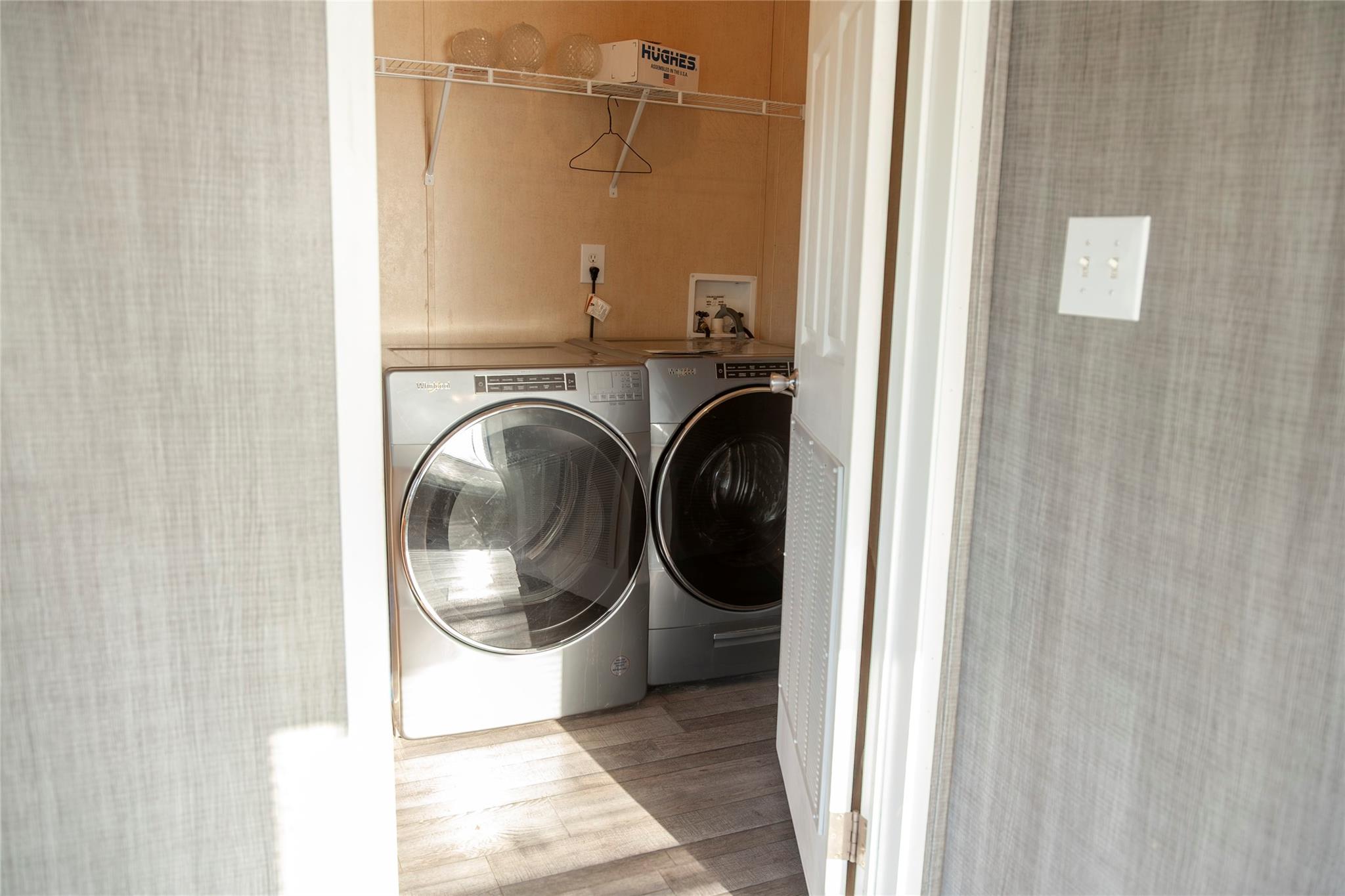 main property photo 13