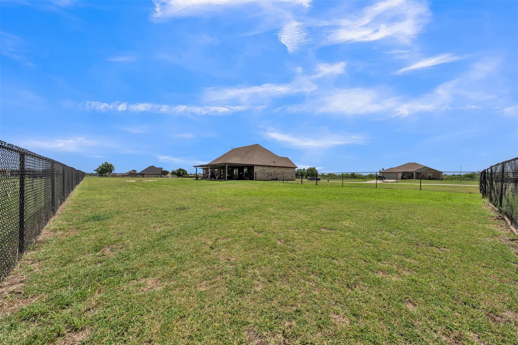 main property photo 34