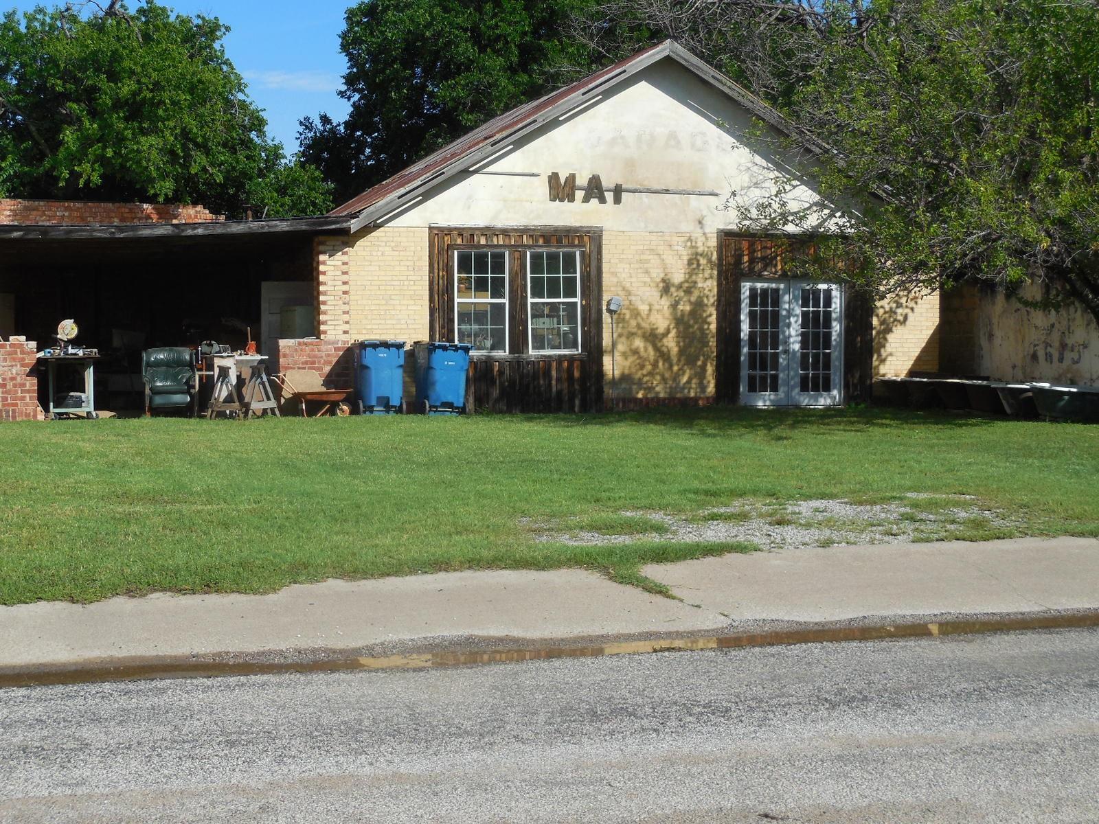 main property photo 3