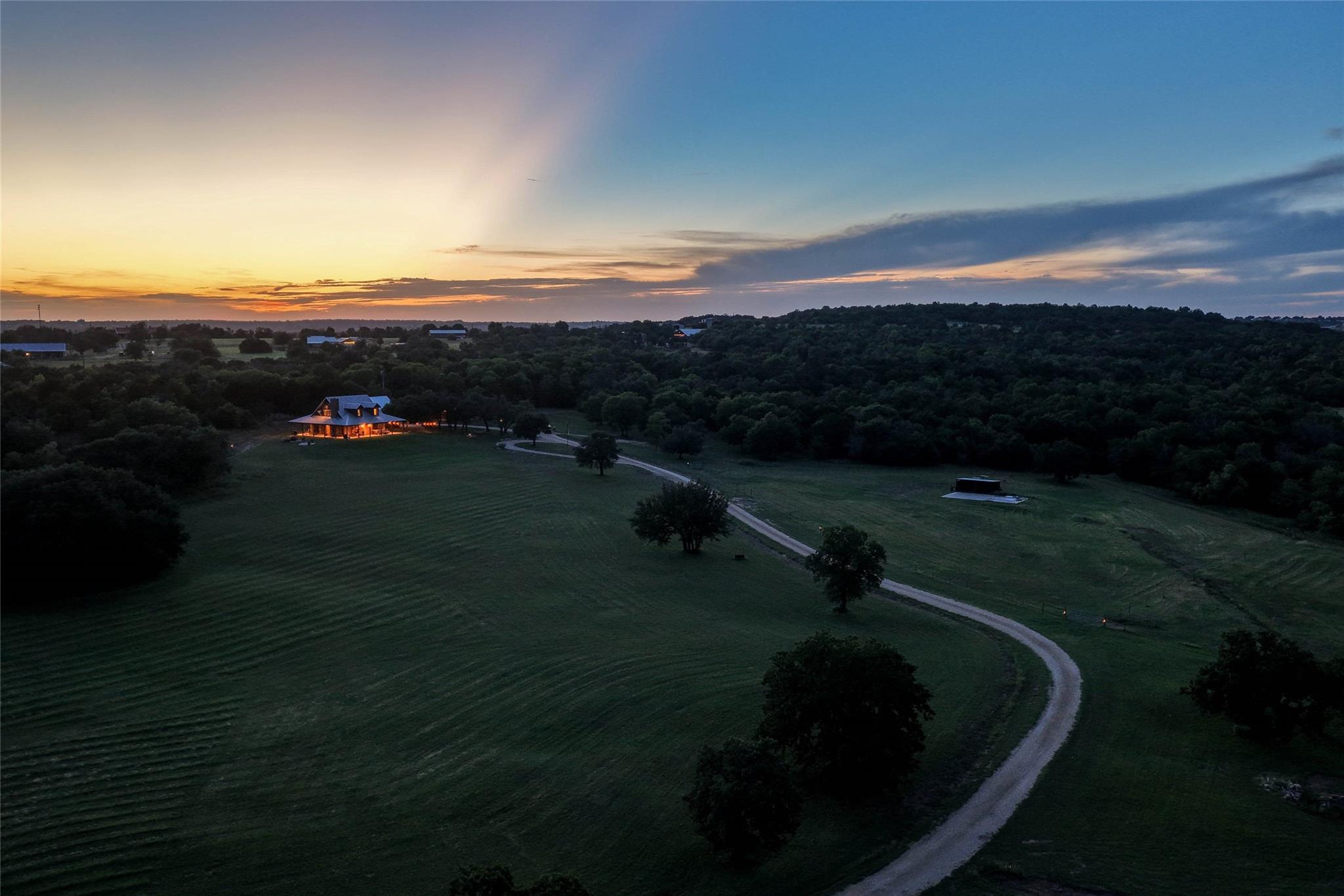 main property photo 34