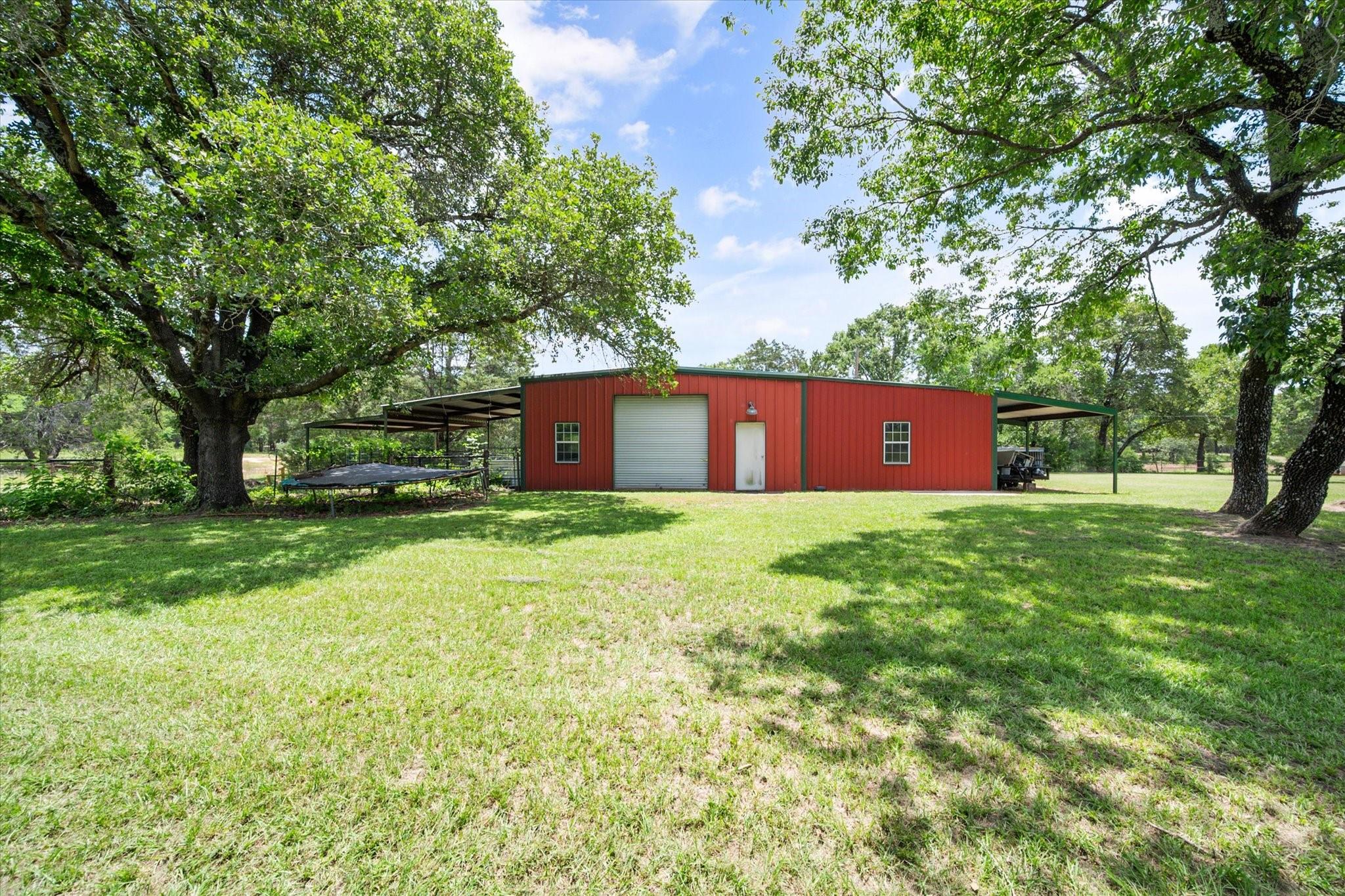 main property photo 22