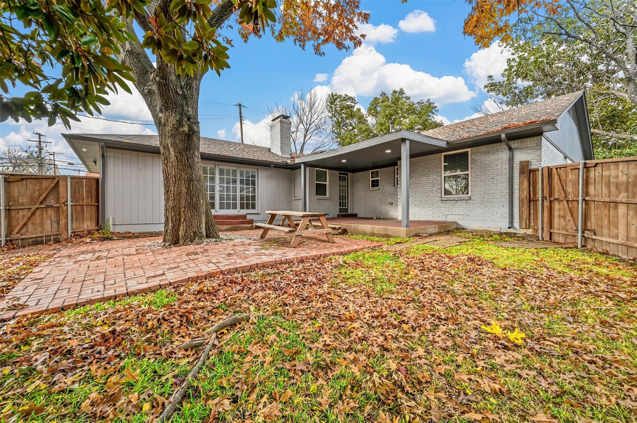 main property photo 20