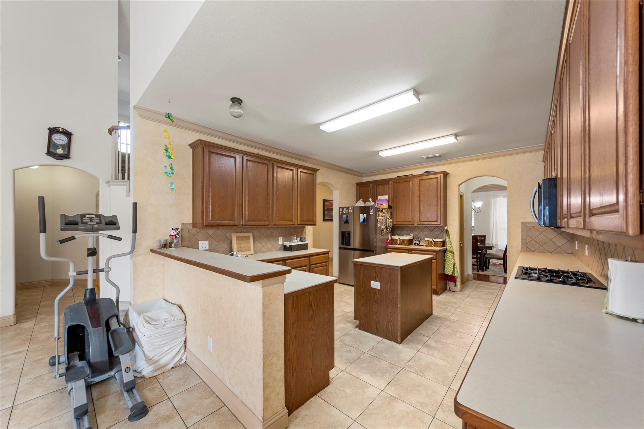 main property photo 15