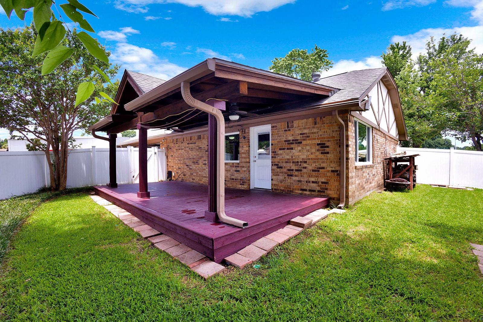 main property photo 25