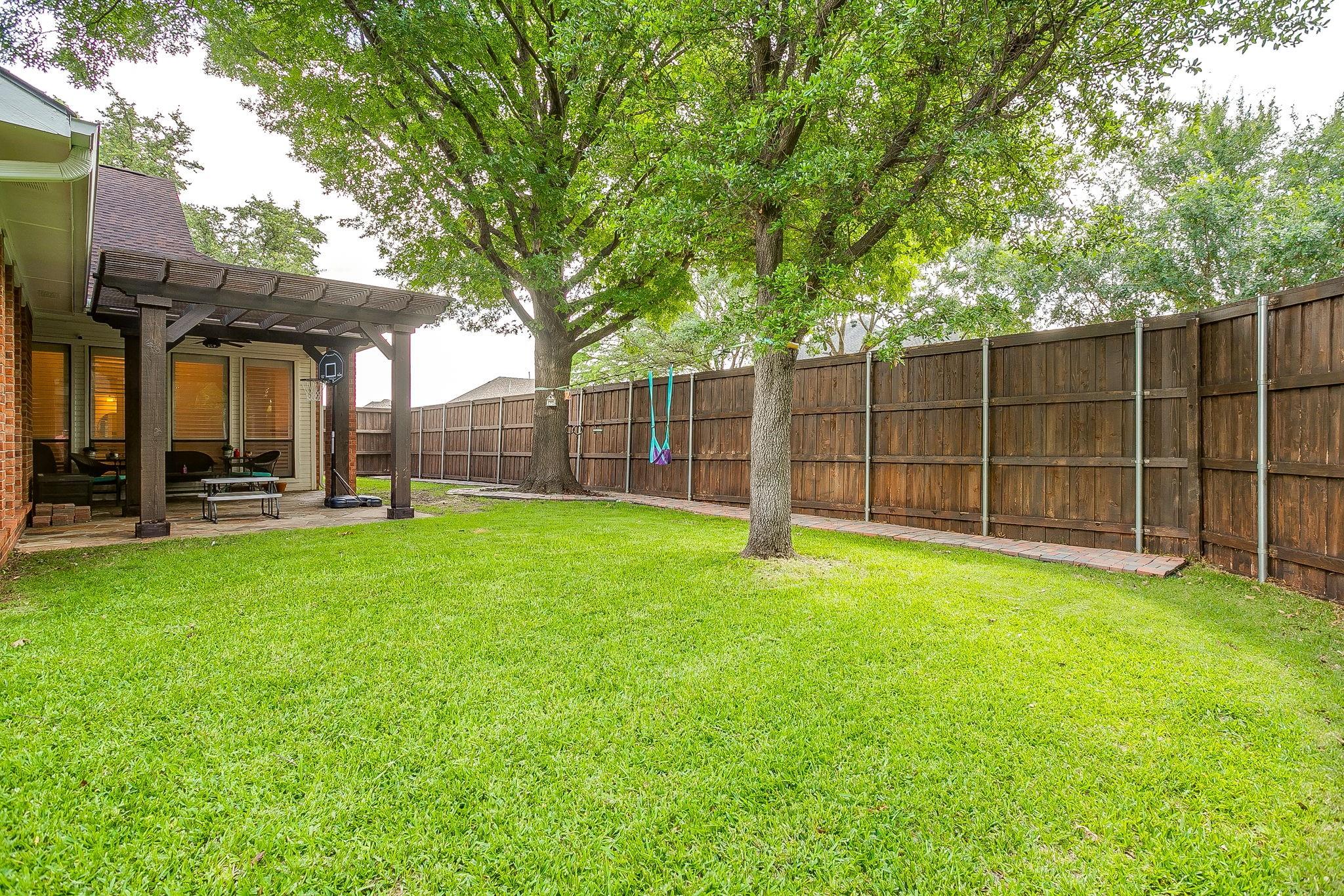 main property photo 29