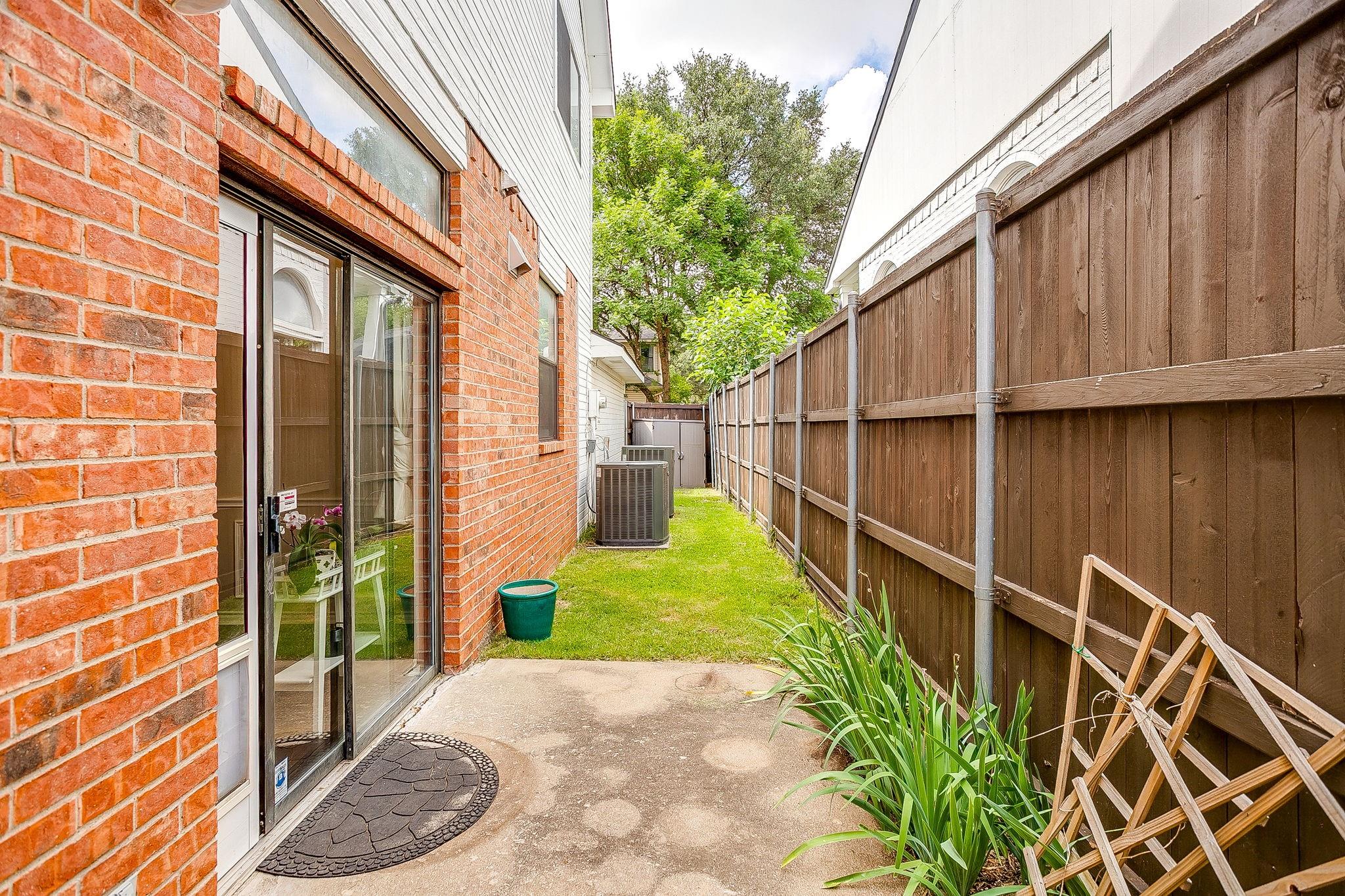 main property photo 32