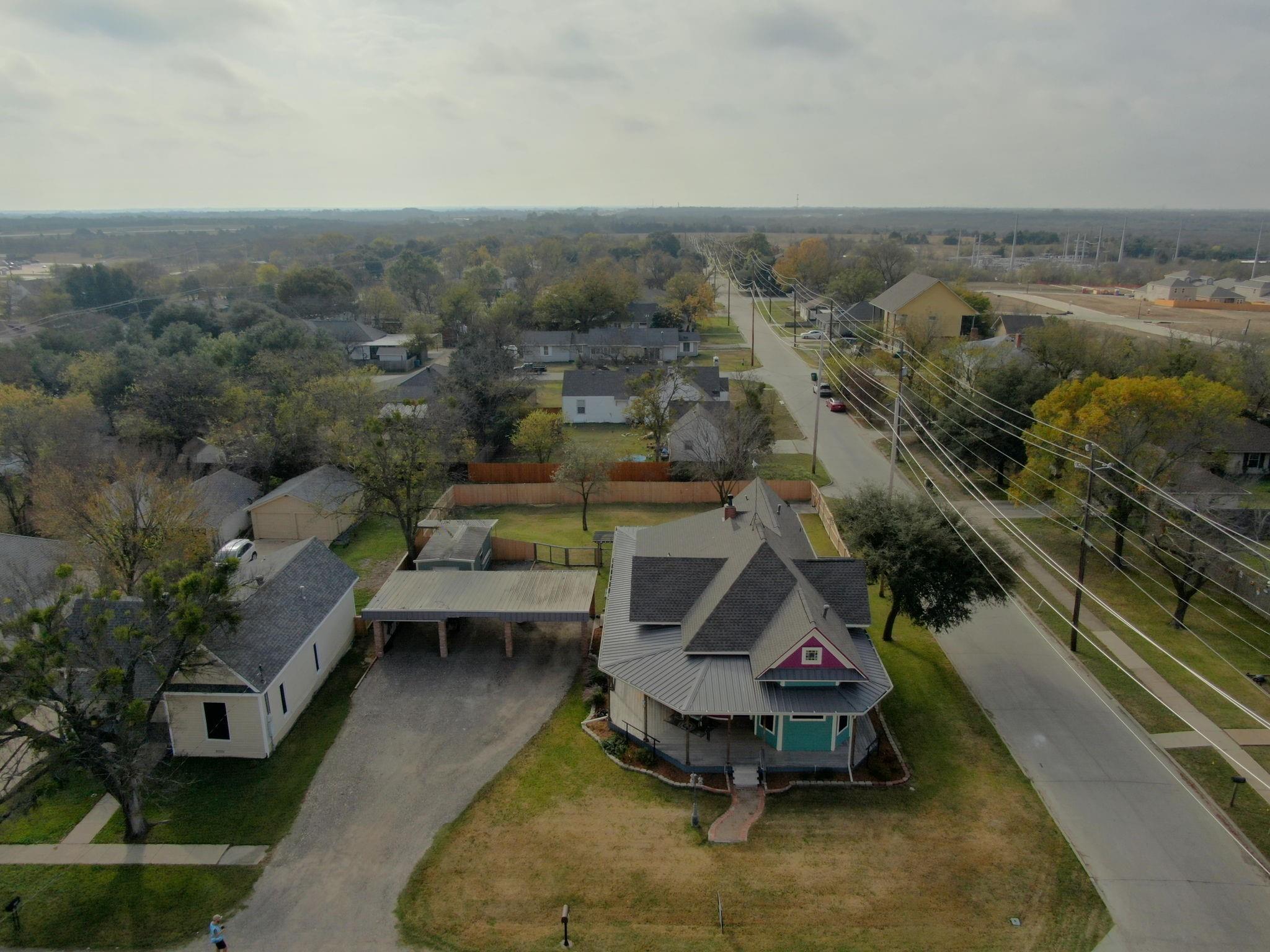 main property photo 27