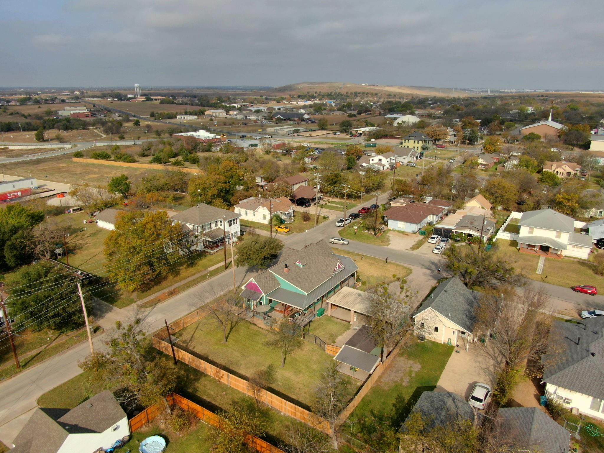 main property photo 29