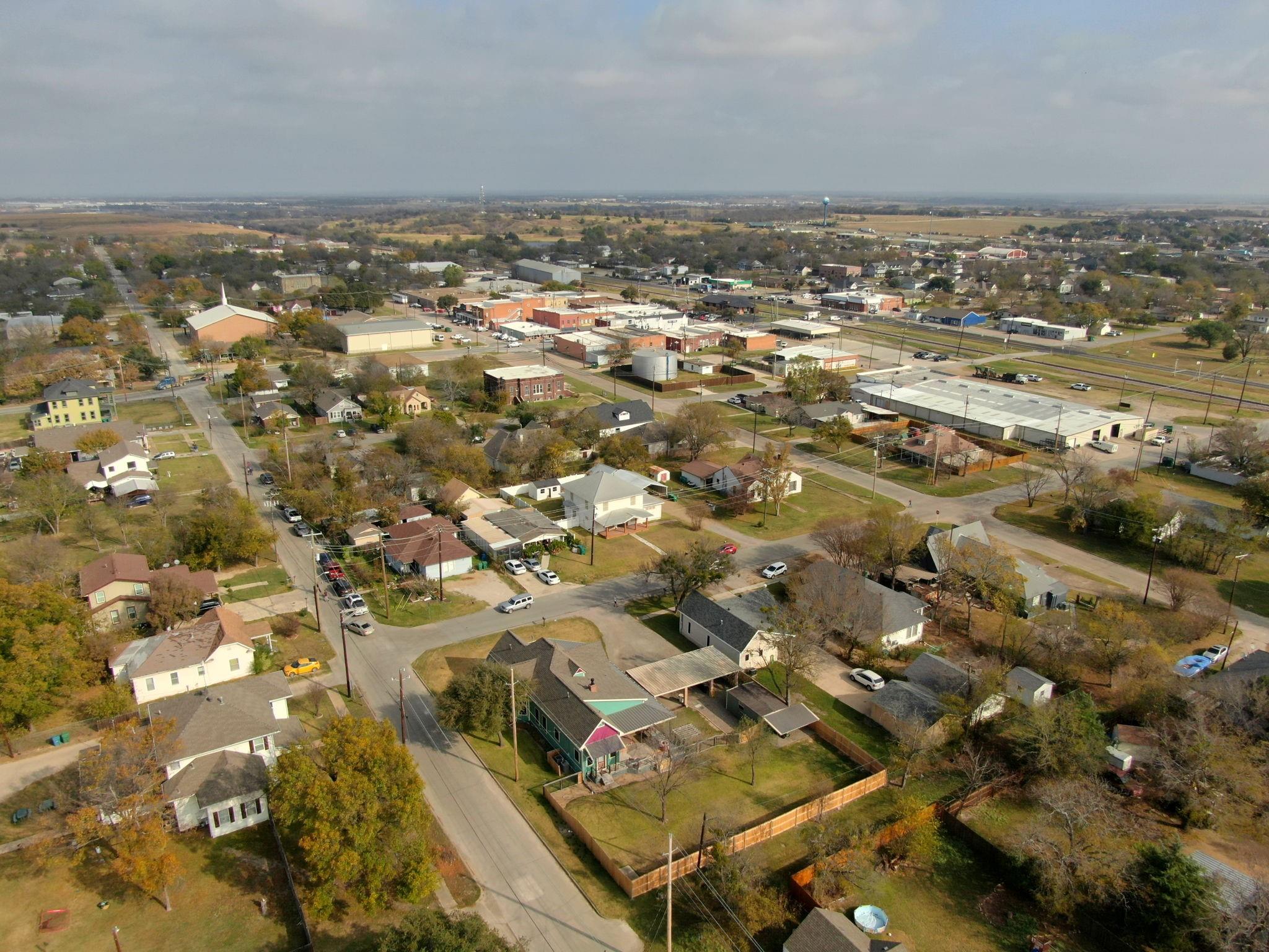 main property photo 30