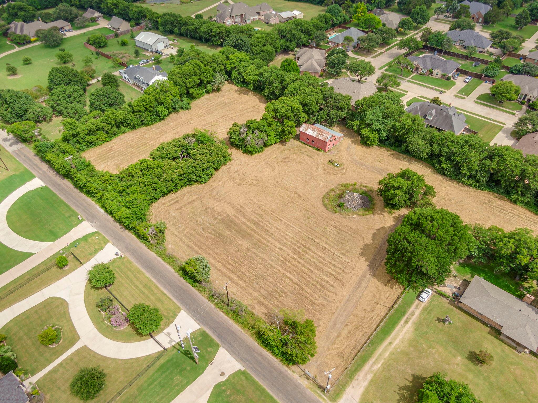 main property photo 15