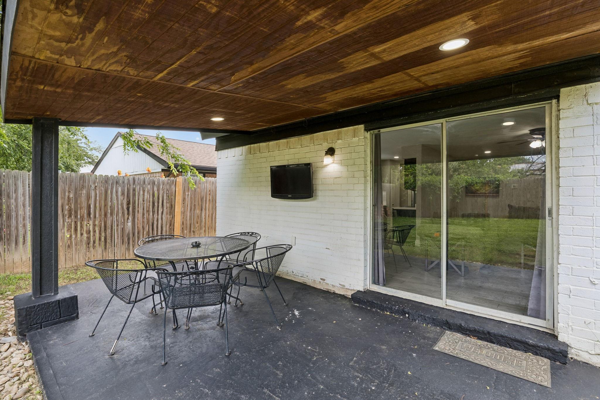 main property photo 27