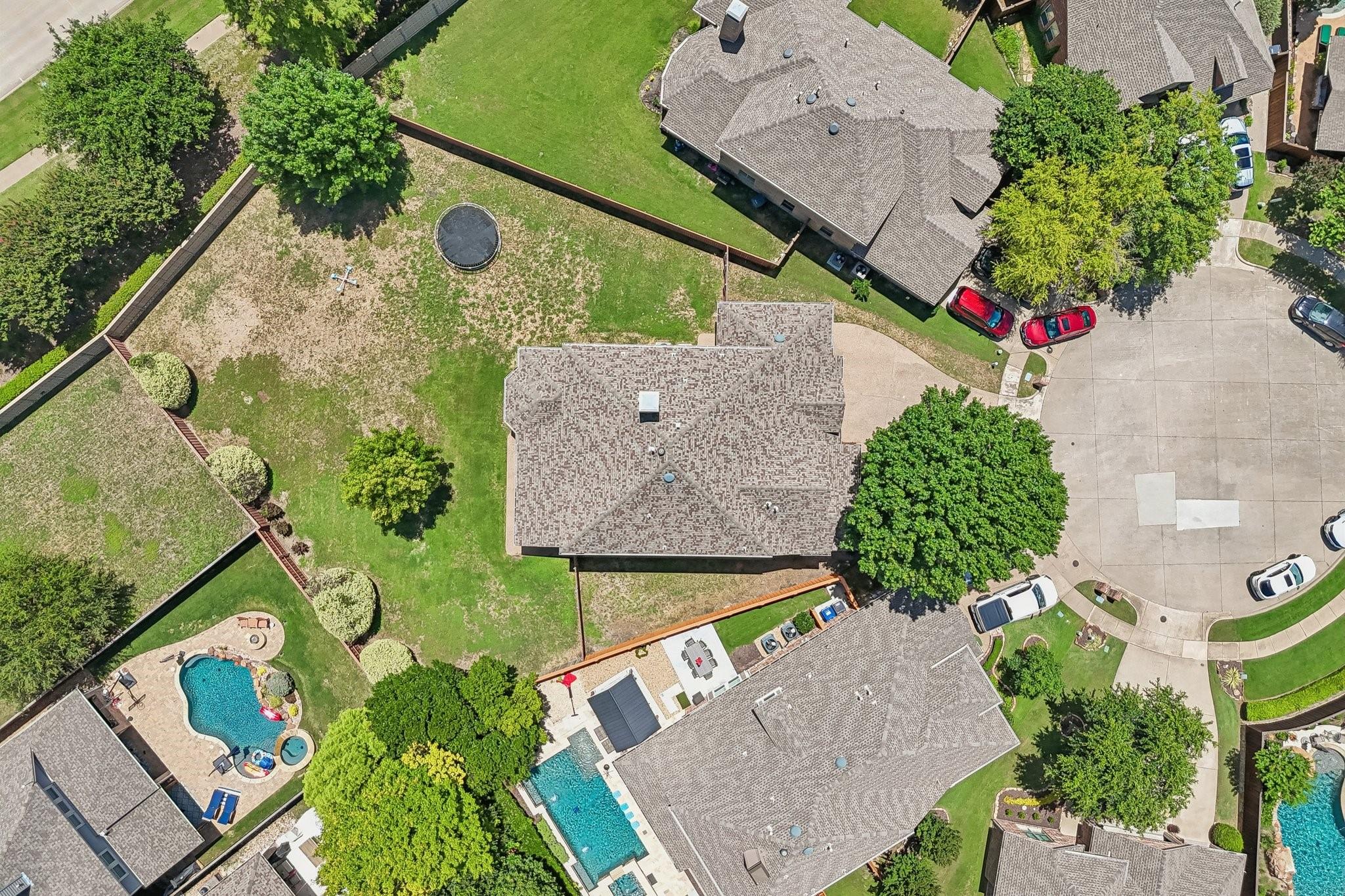 main property photo 35