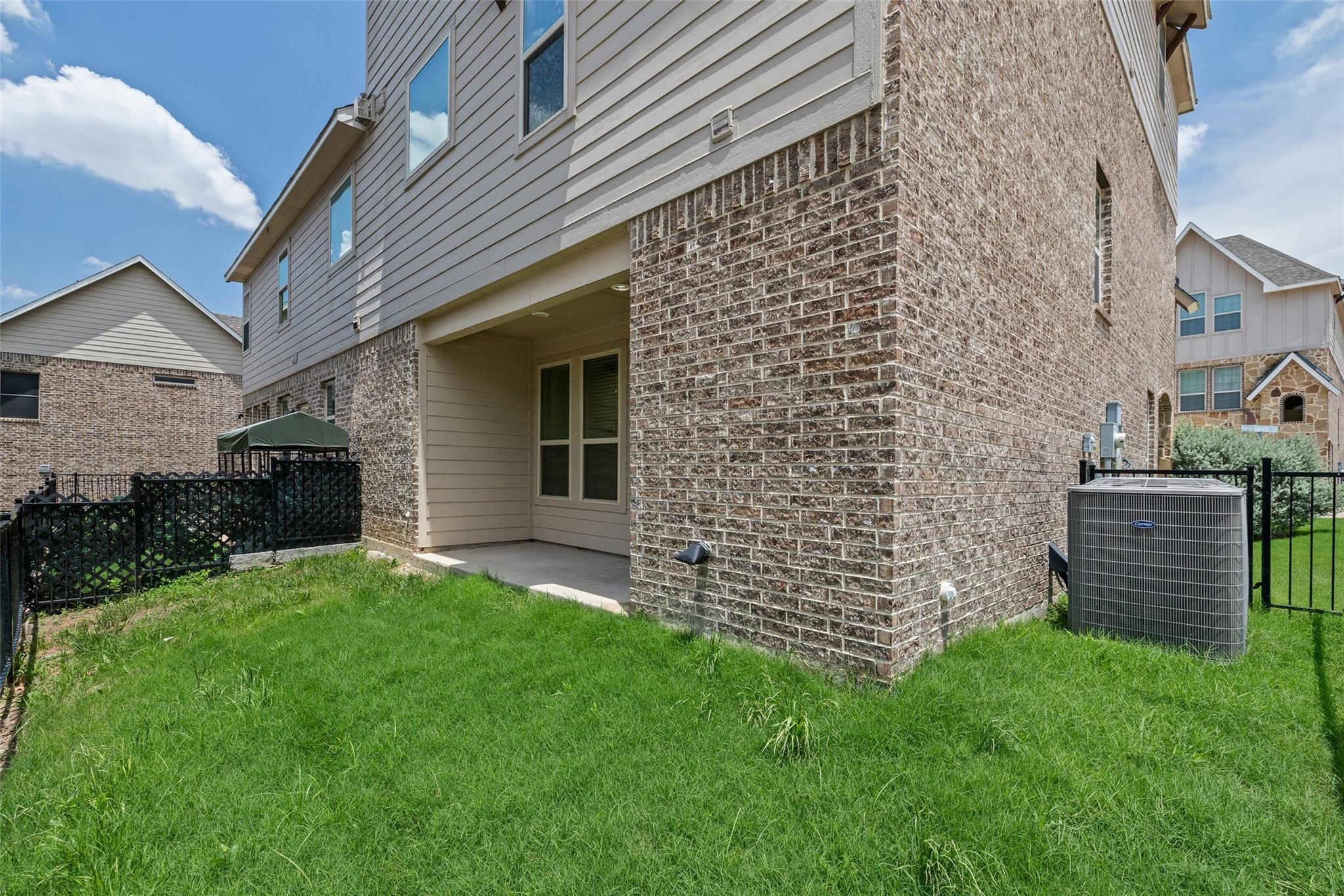 main property photo 29