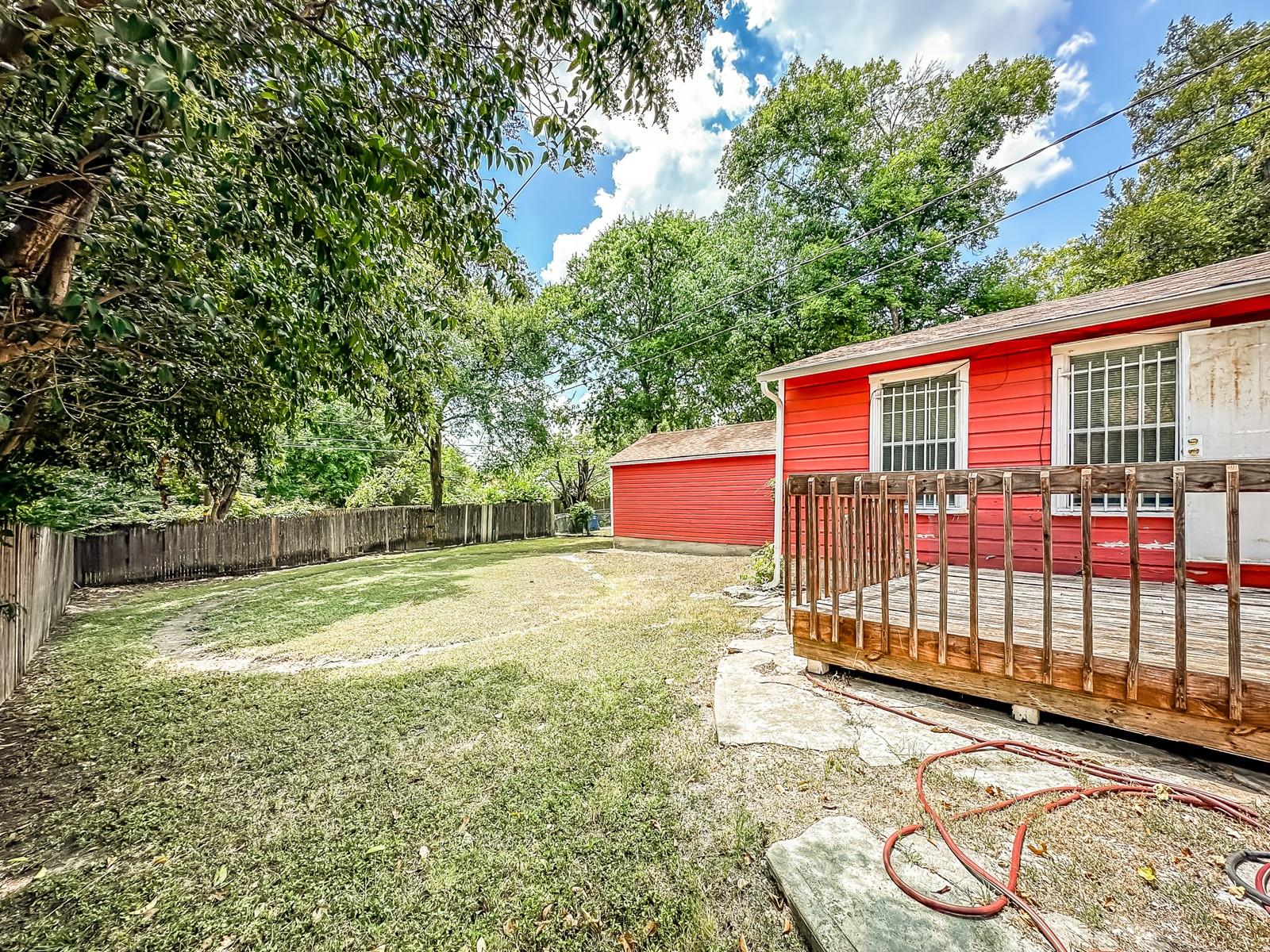 main property photo 23