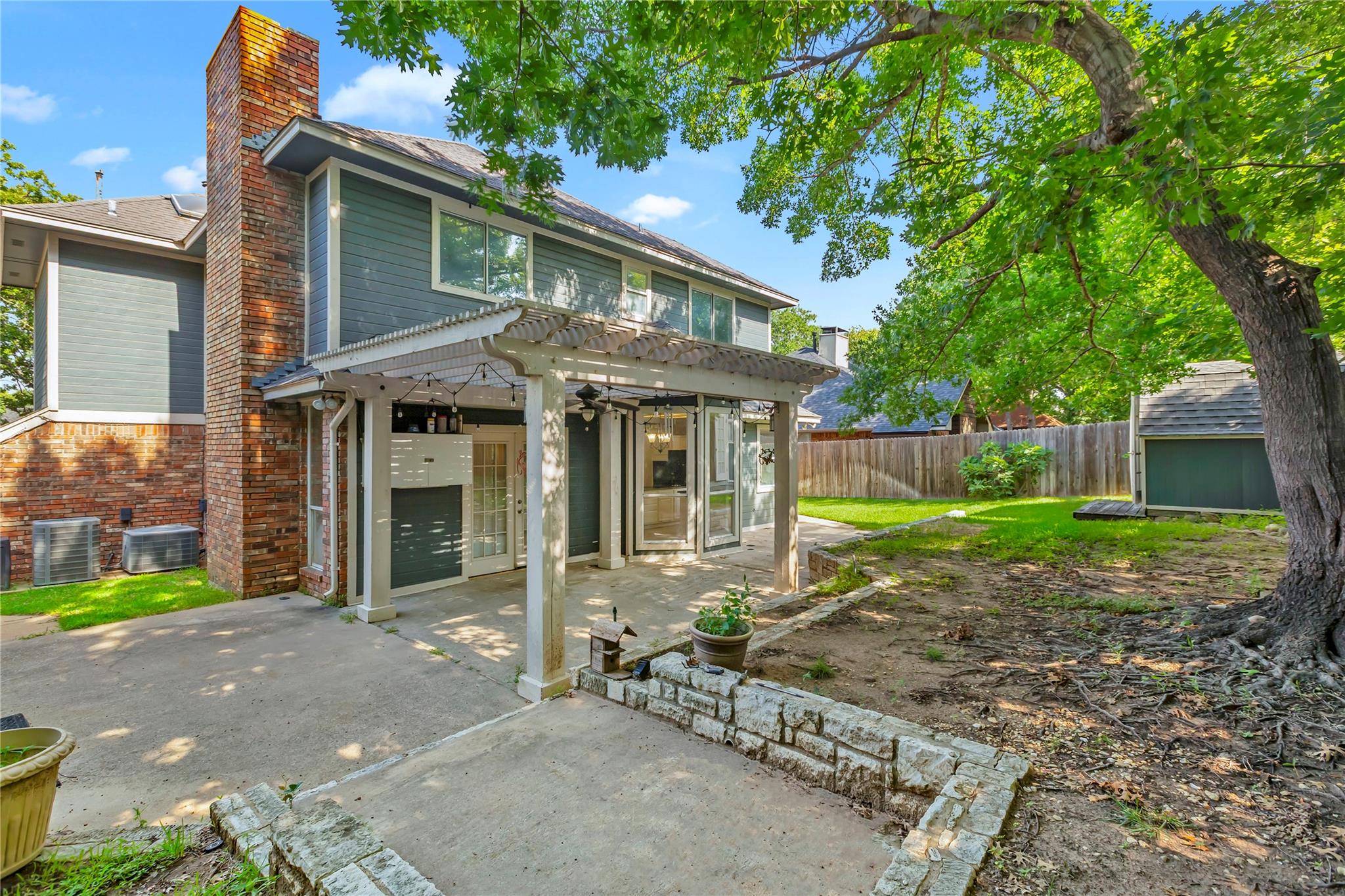 main property photo 28