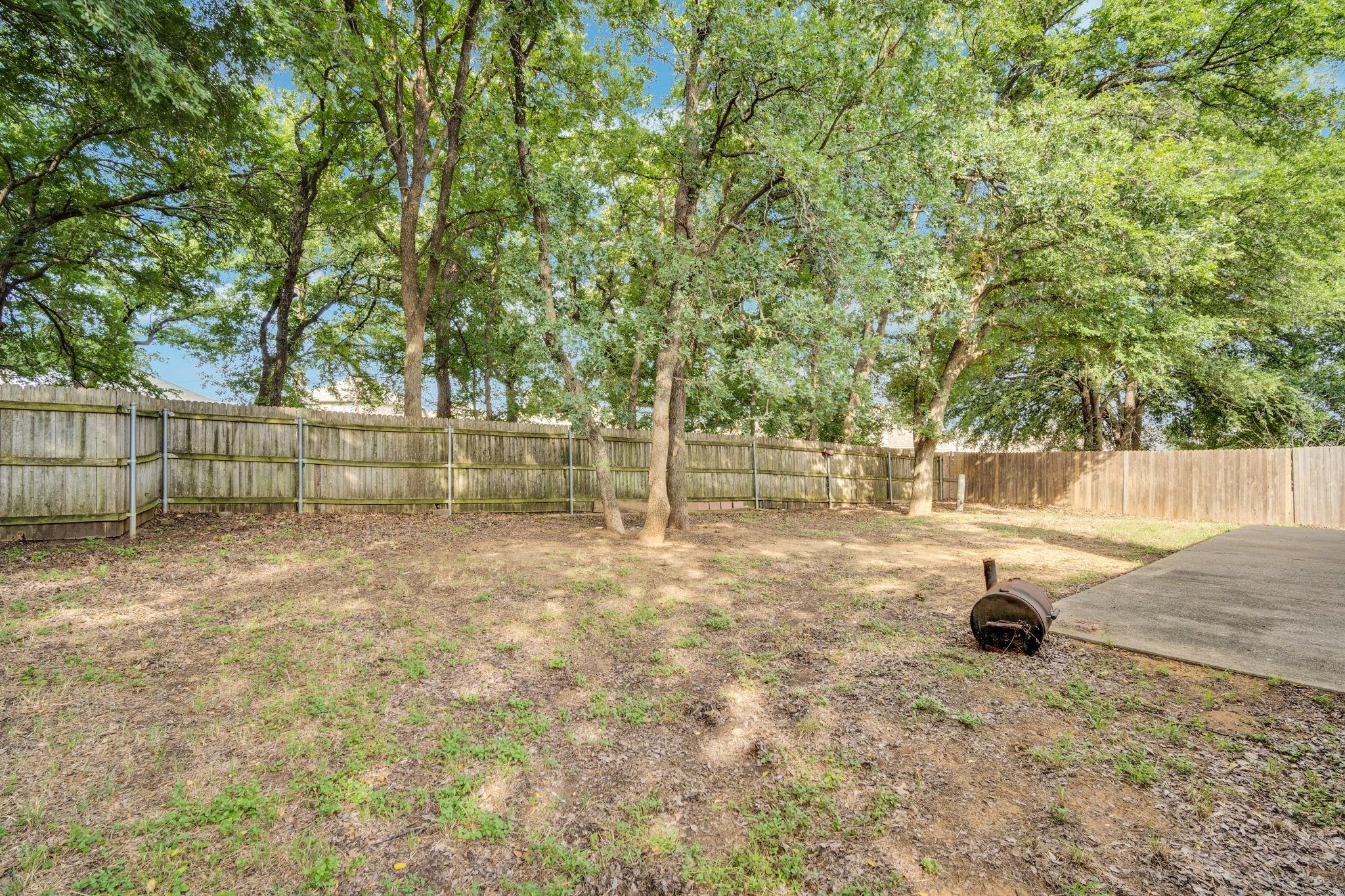 main property photo 23