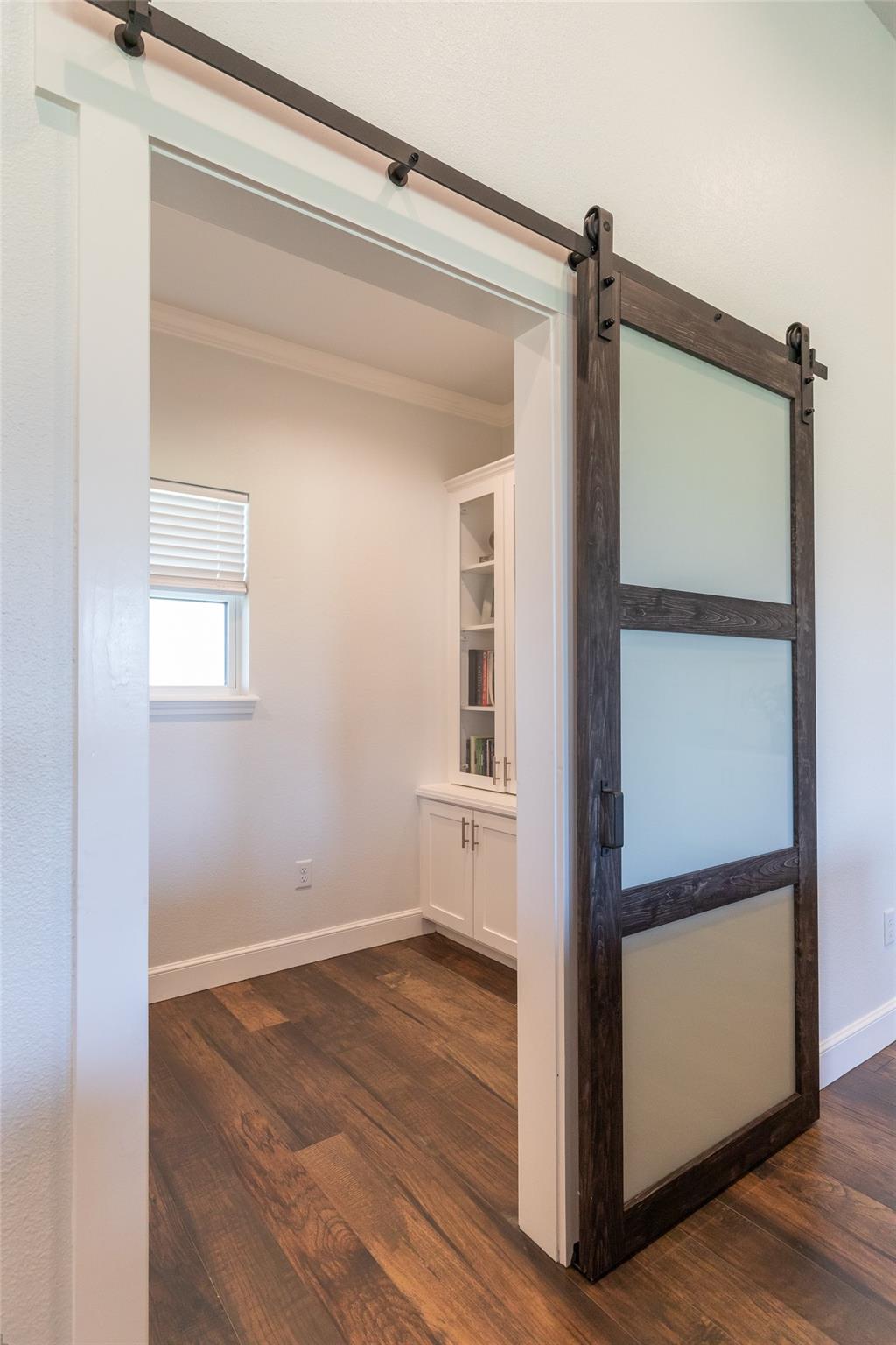 property viewer photo 19