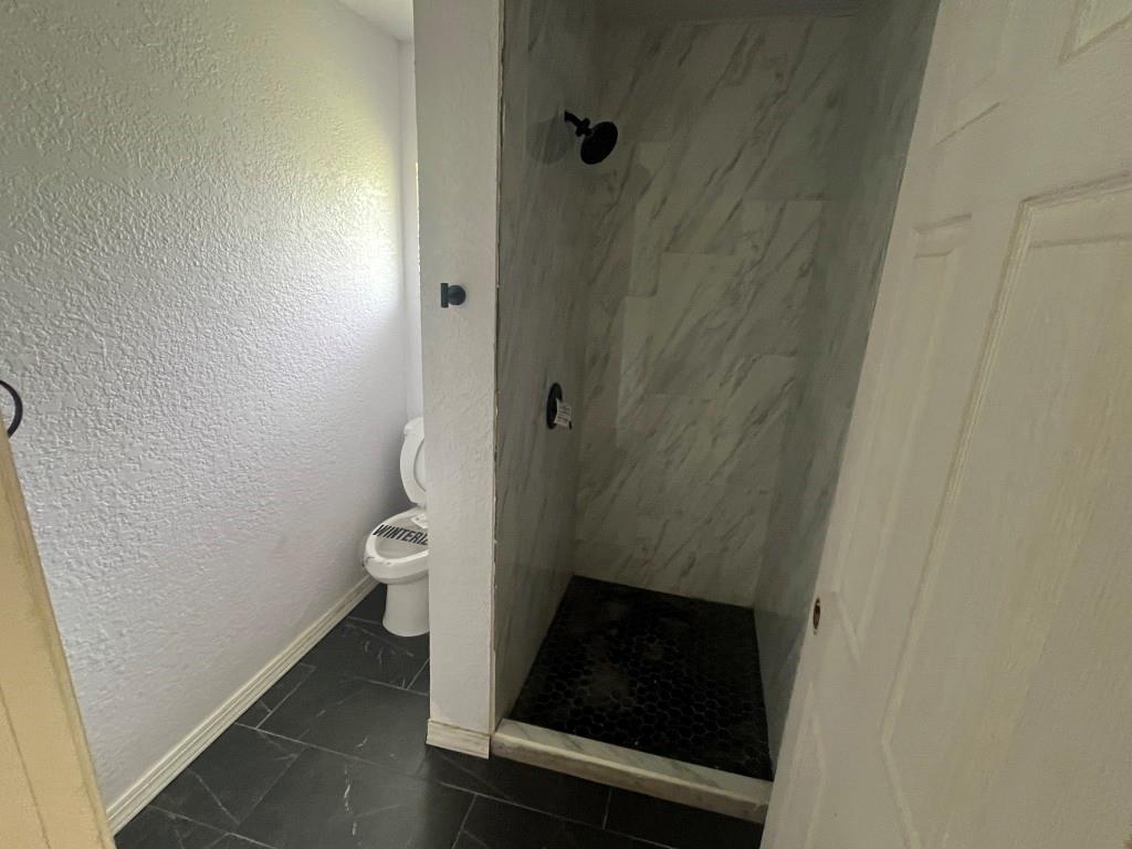property viewer photo 6