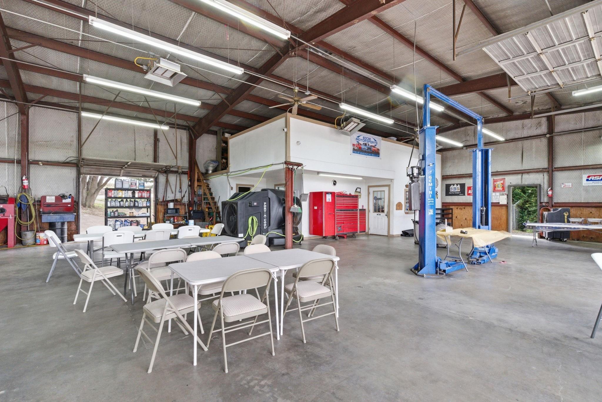 main property photo 12