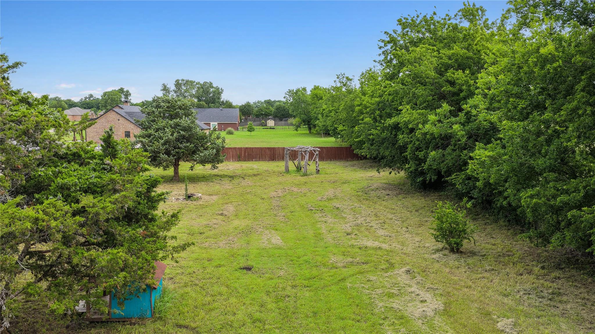 main property photo 37