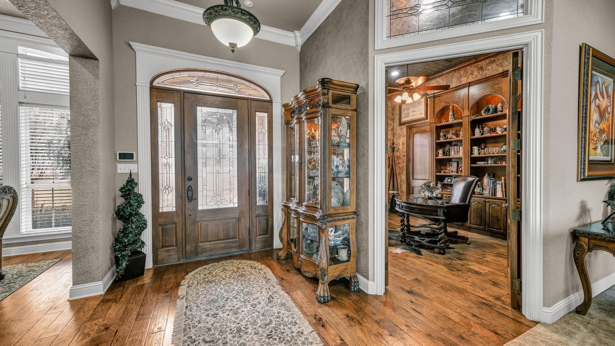 main property photo 6