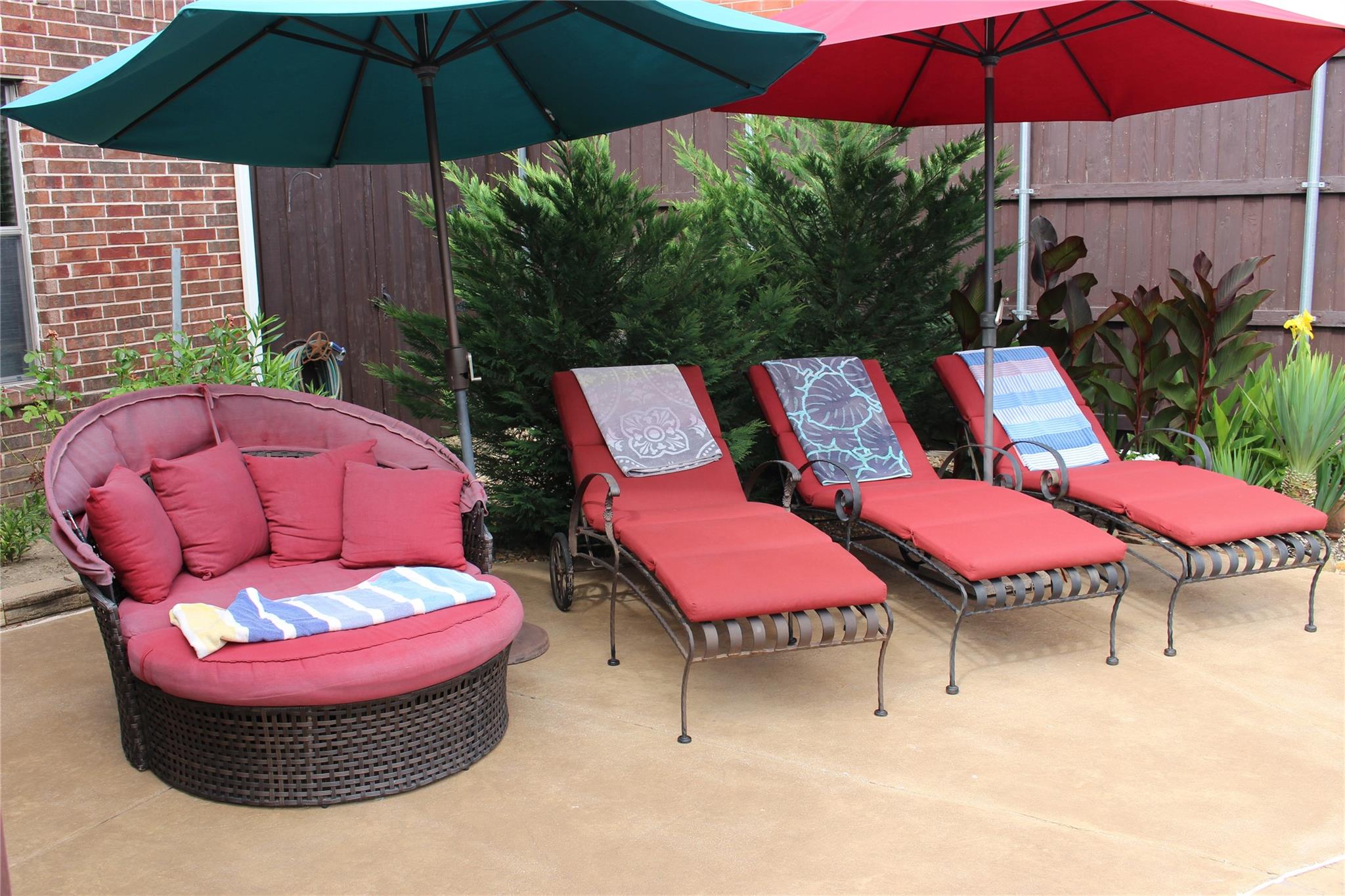 main property photo 39