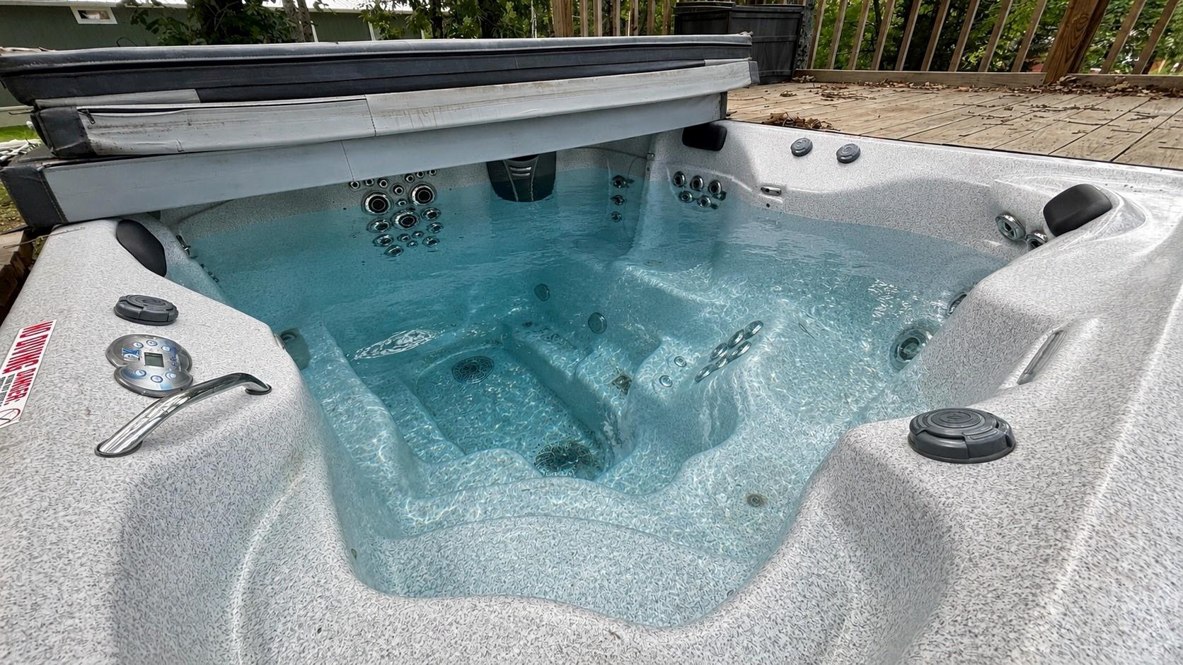 main property photo 6