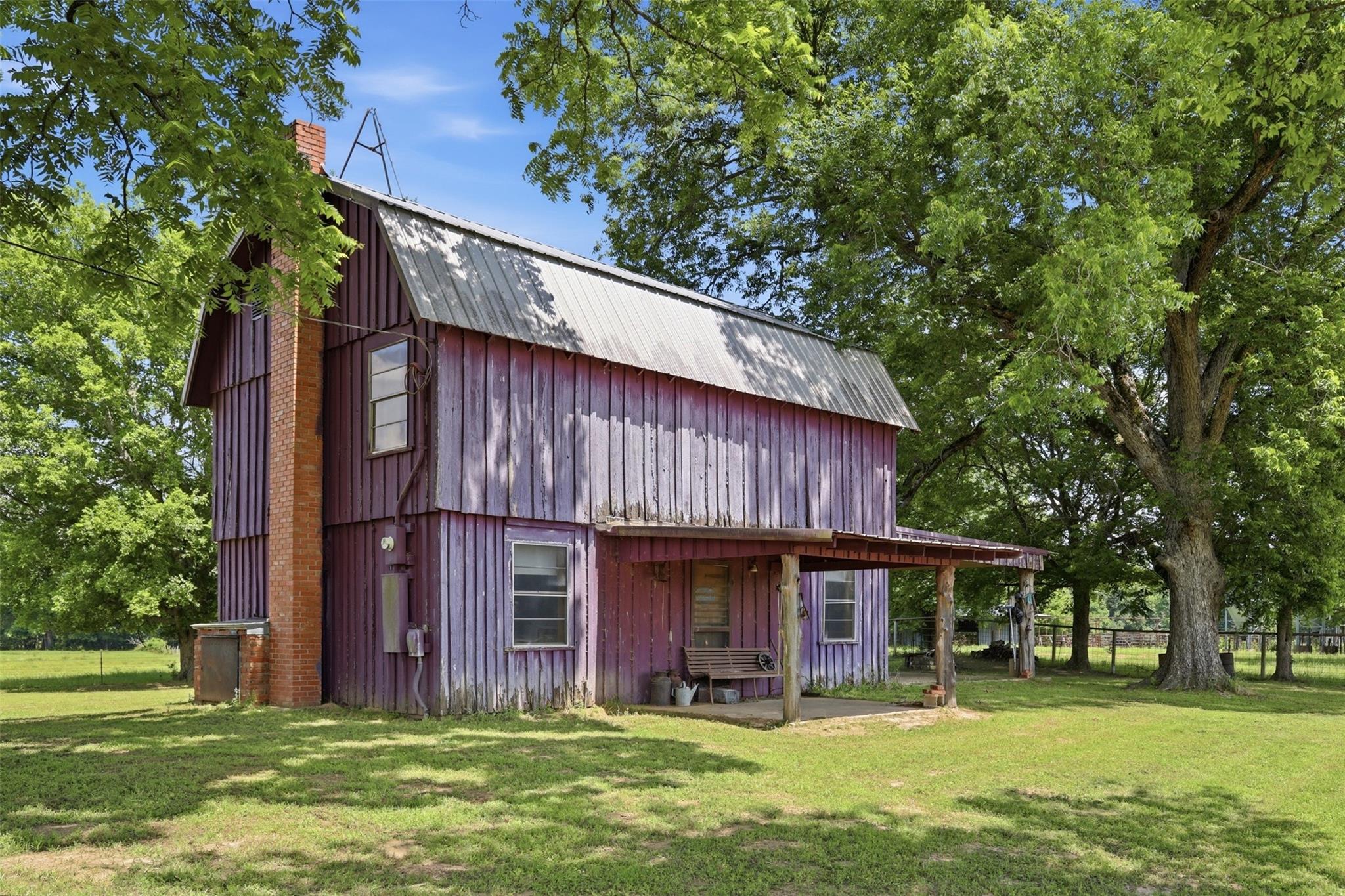 main property photo 22