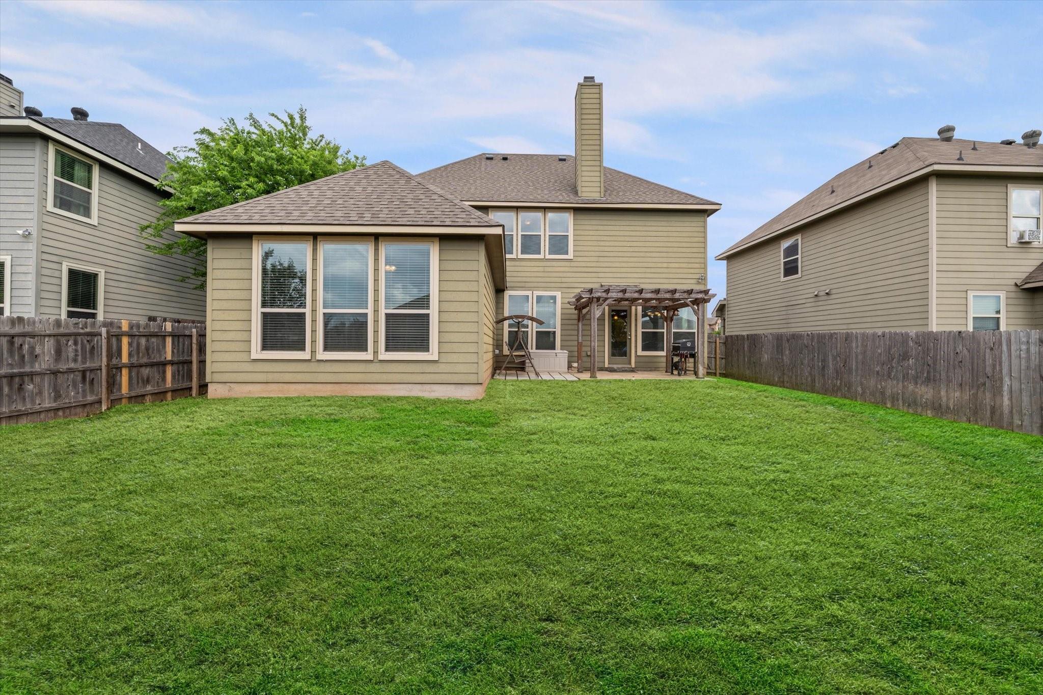main property photo 27
