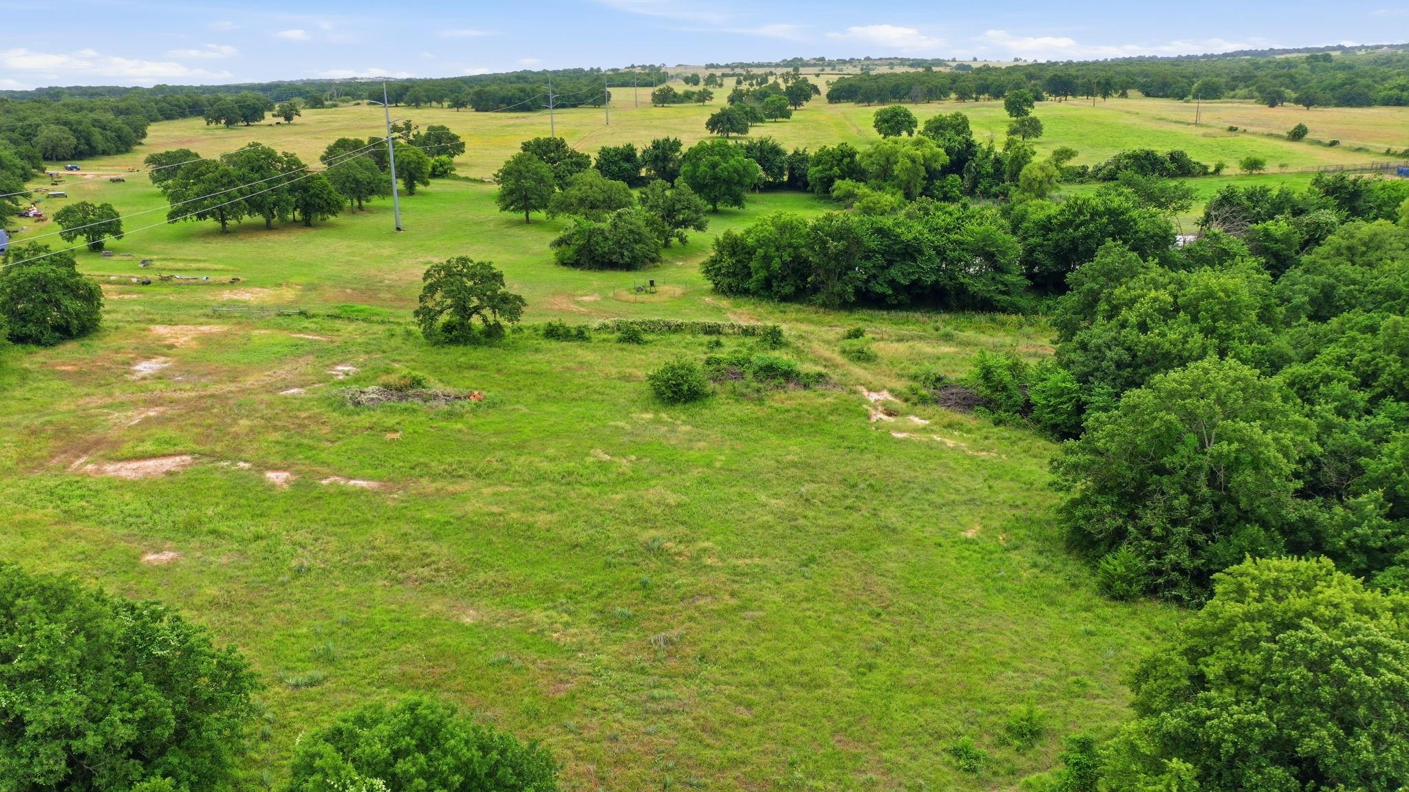 main property photo 9
