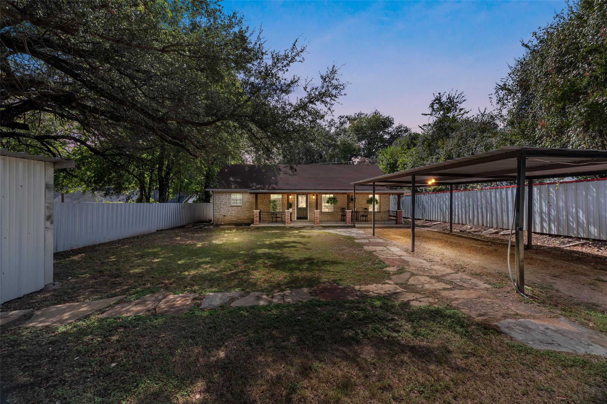main property photo 33