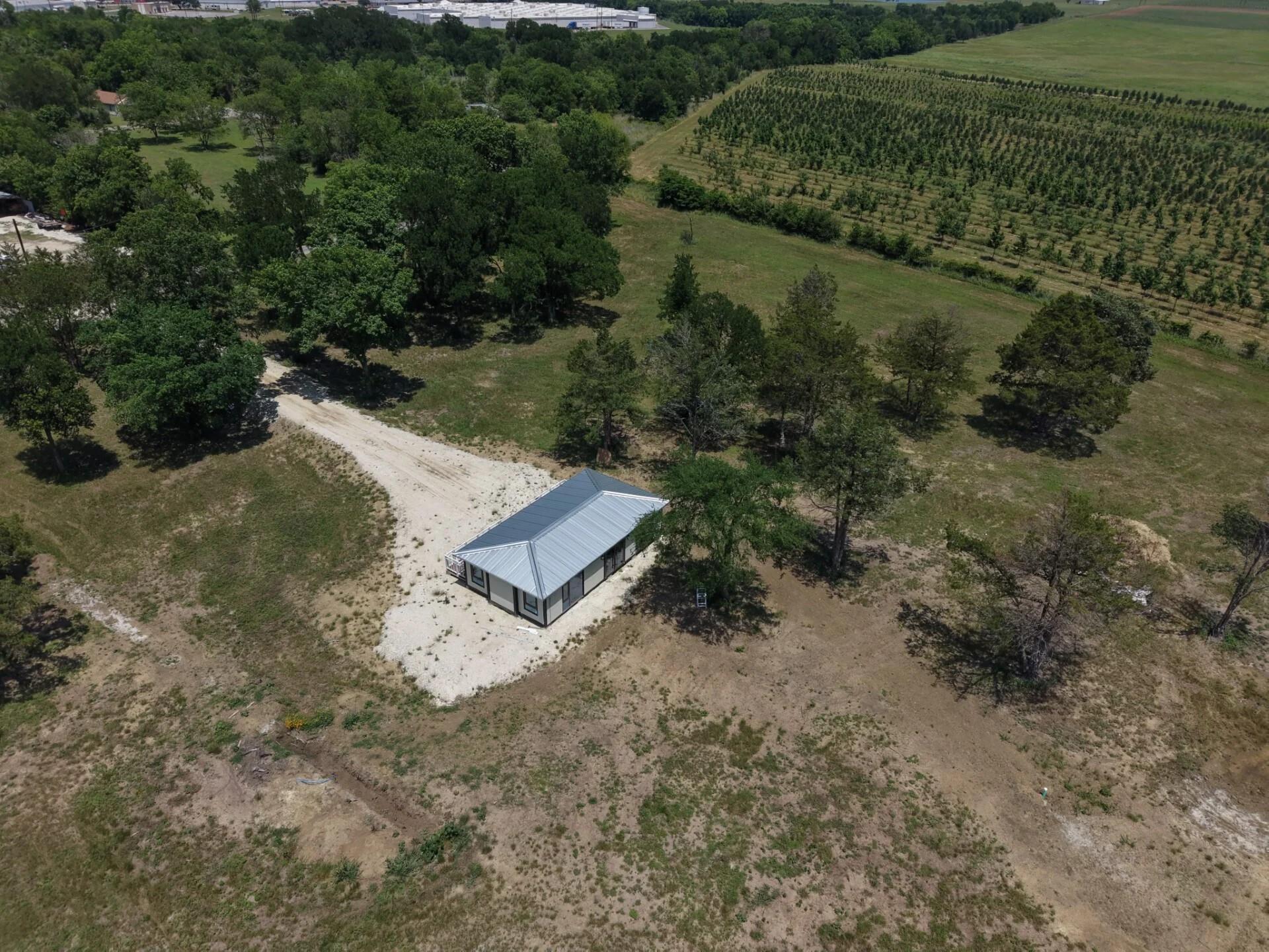 main property photo 26