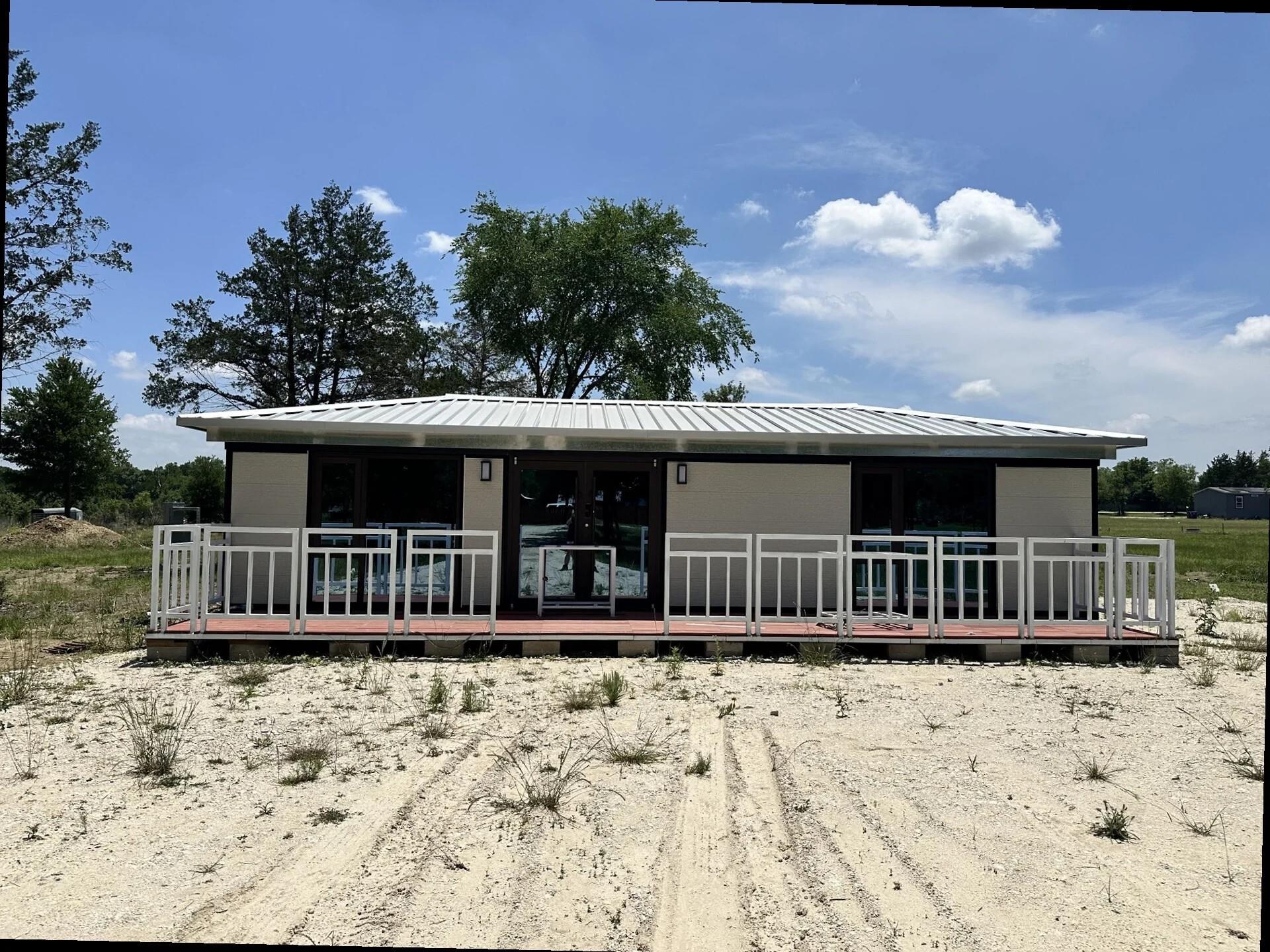 main property photo 3