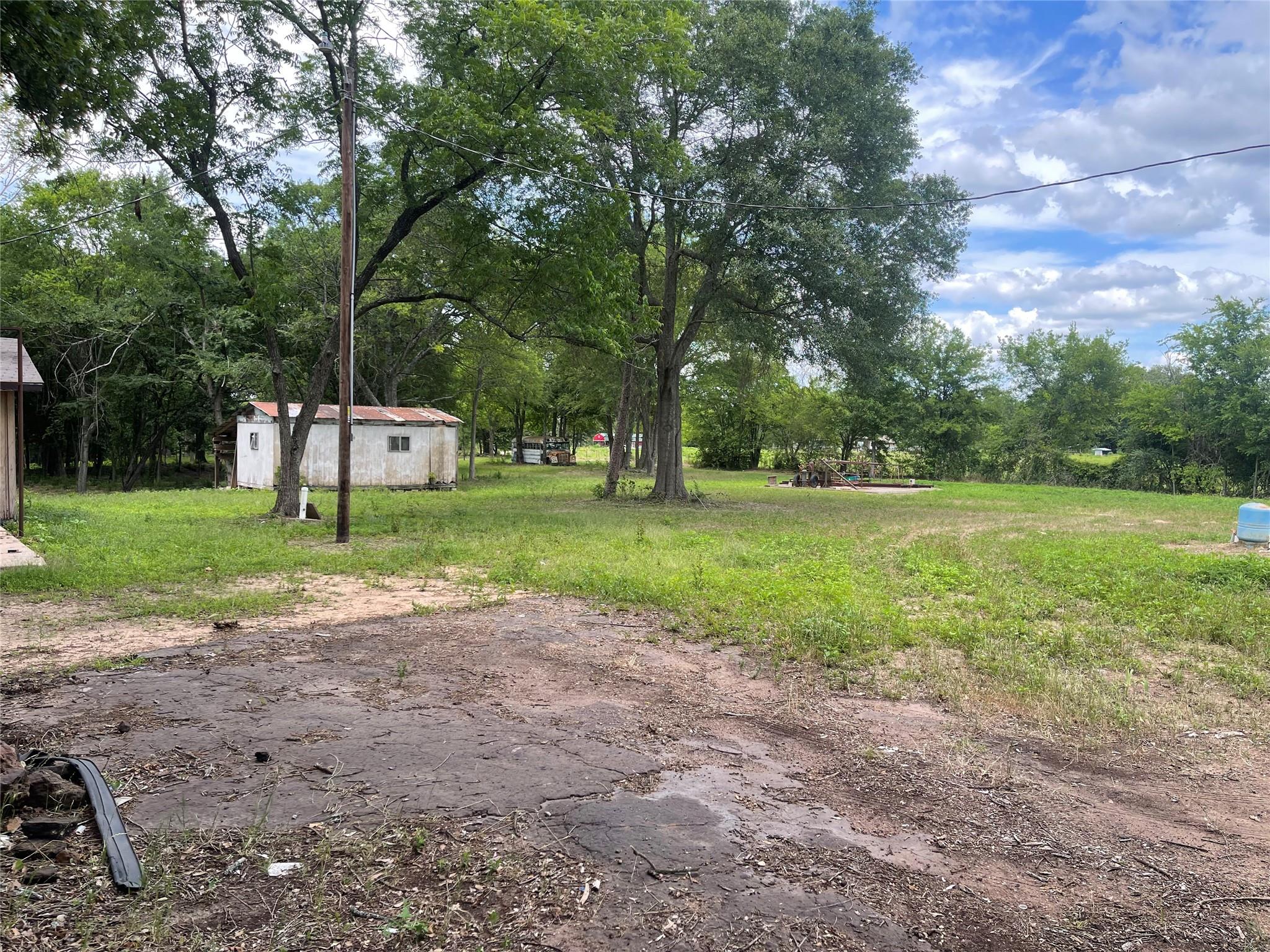 main property photo 3