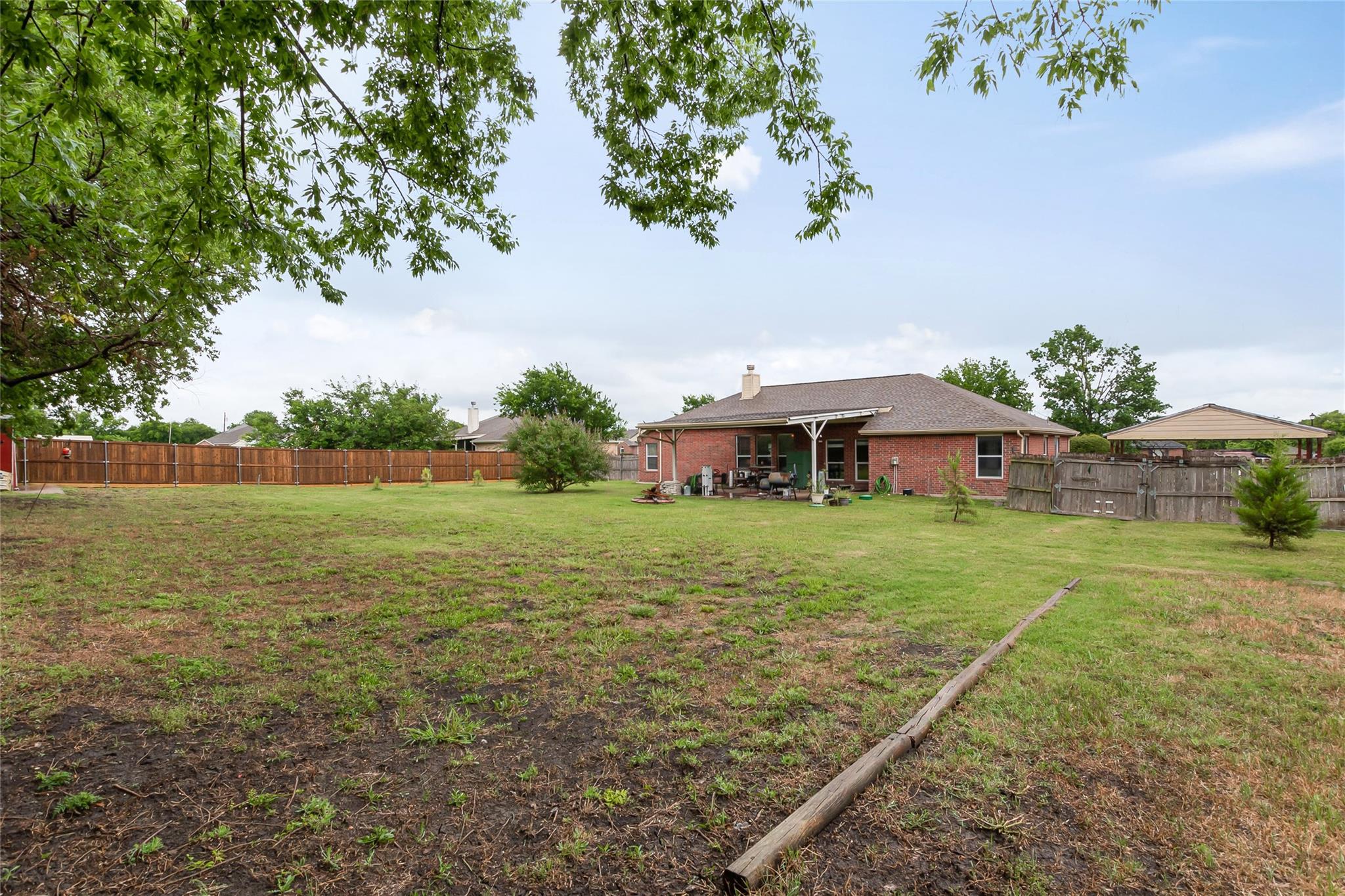 main property photo 29