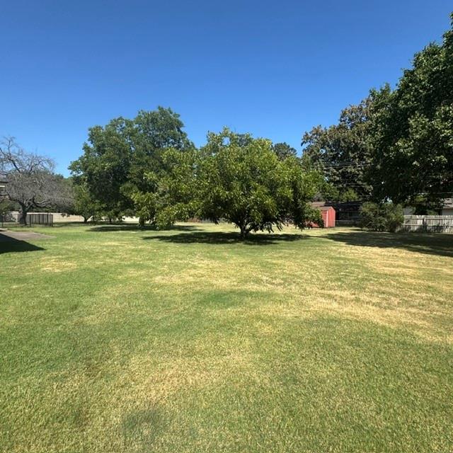 main property photo 22