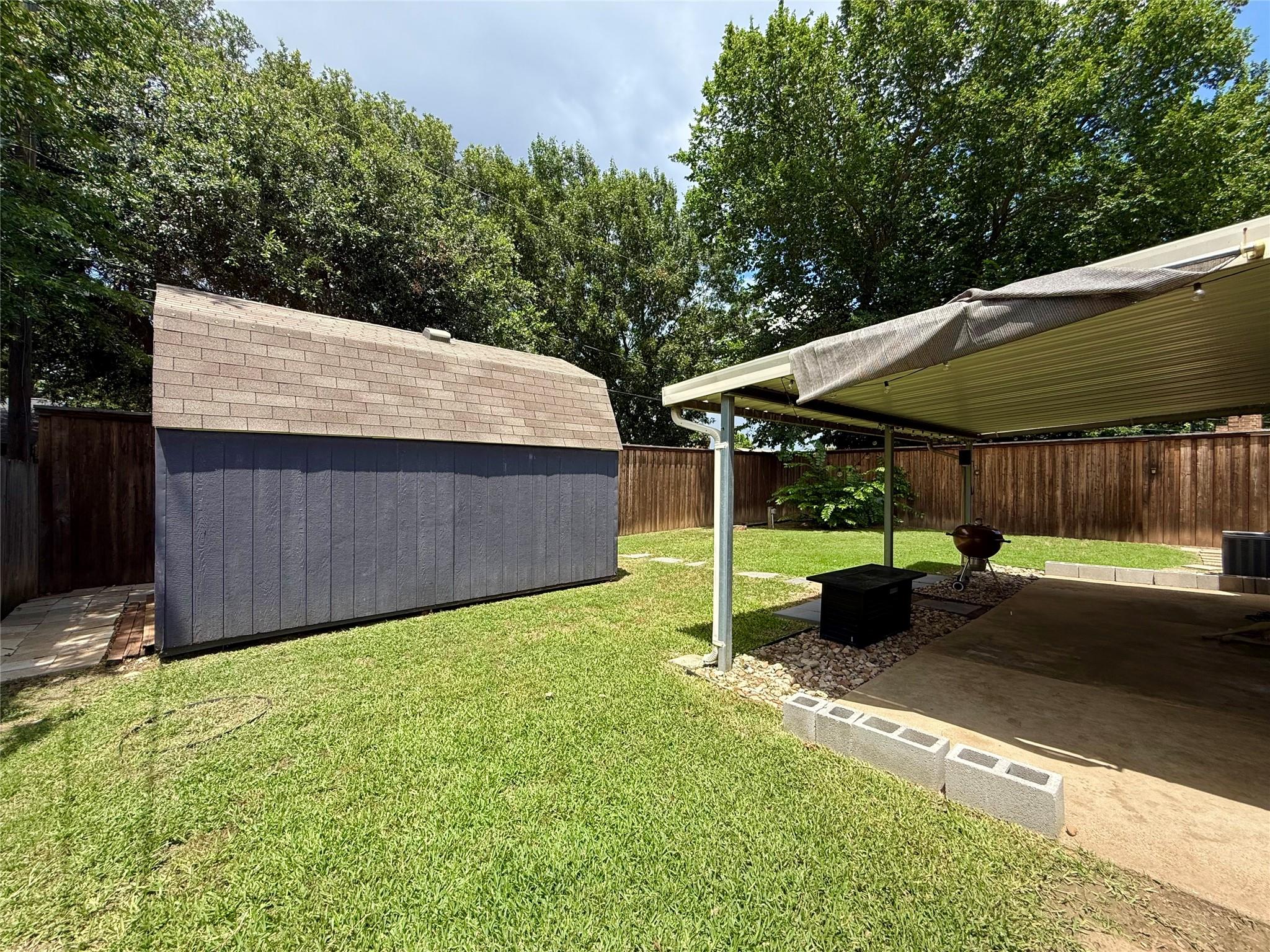 main property photo 34