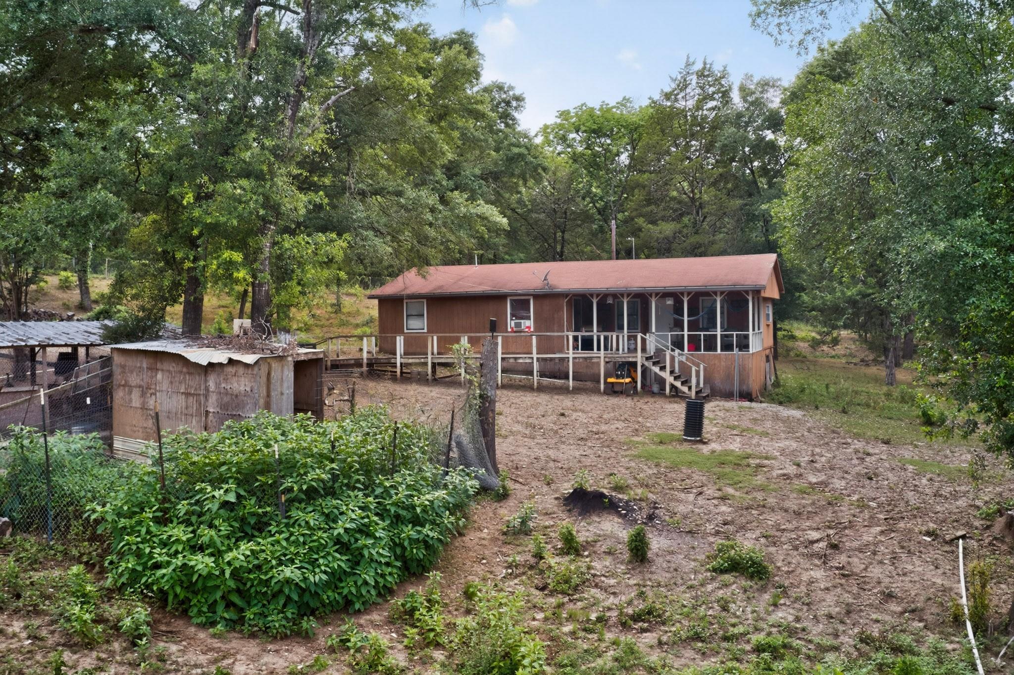 main property photo 39