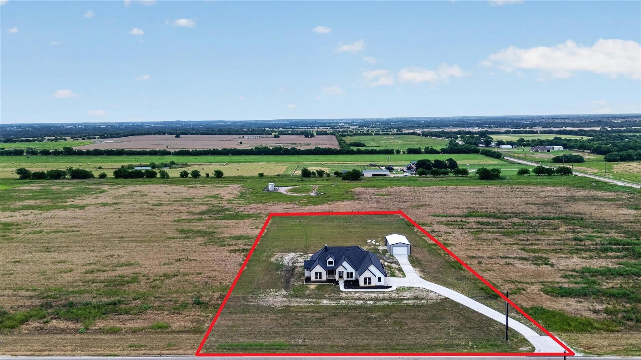 main property photo 39
