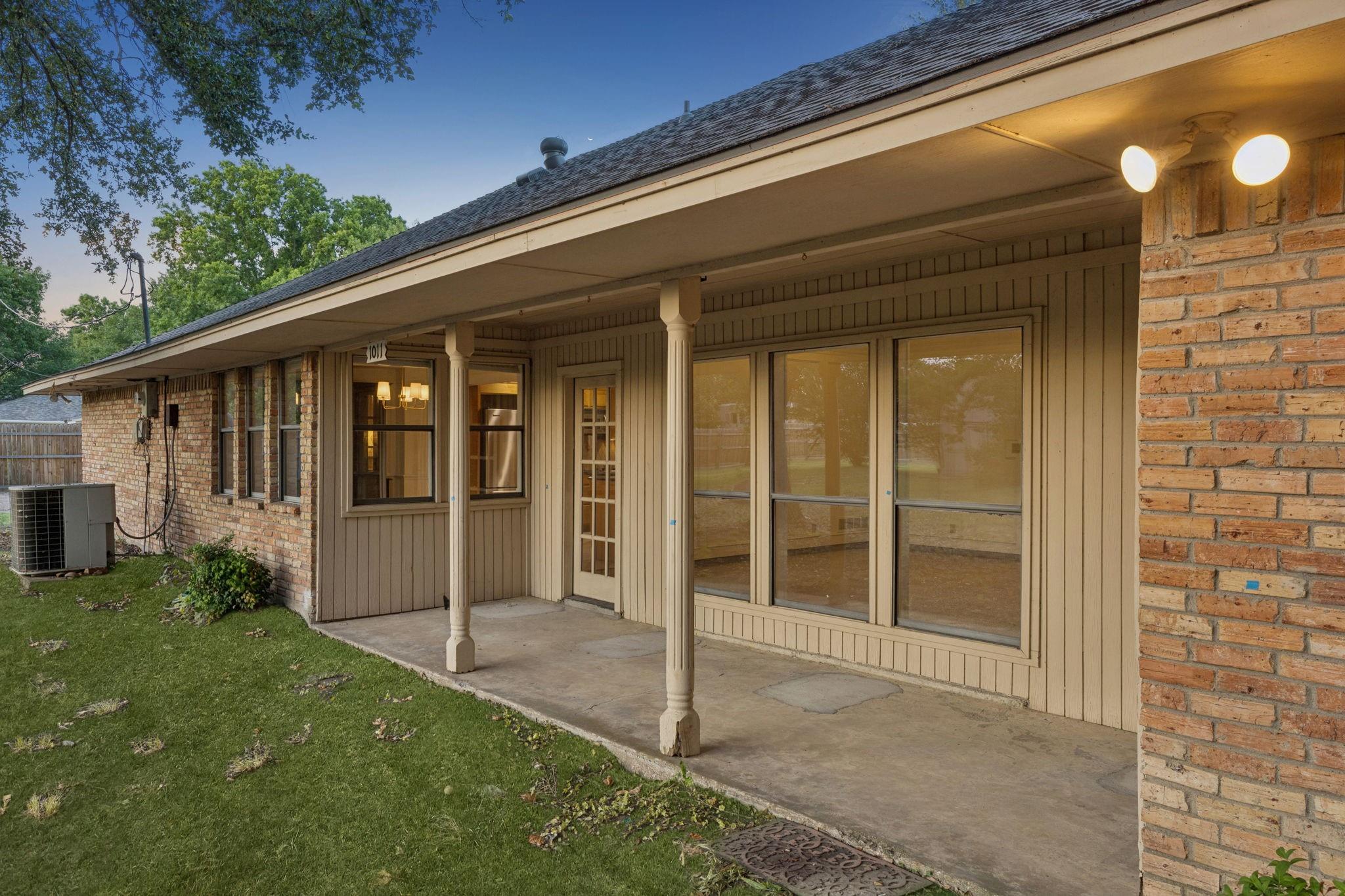 main property photo 36