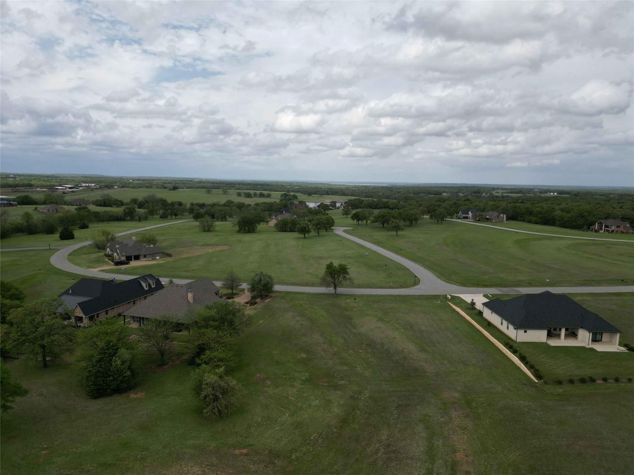 main property photo 8