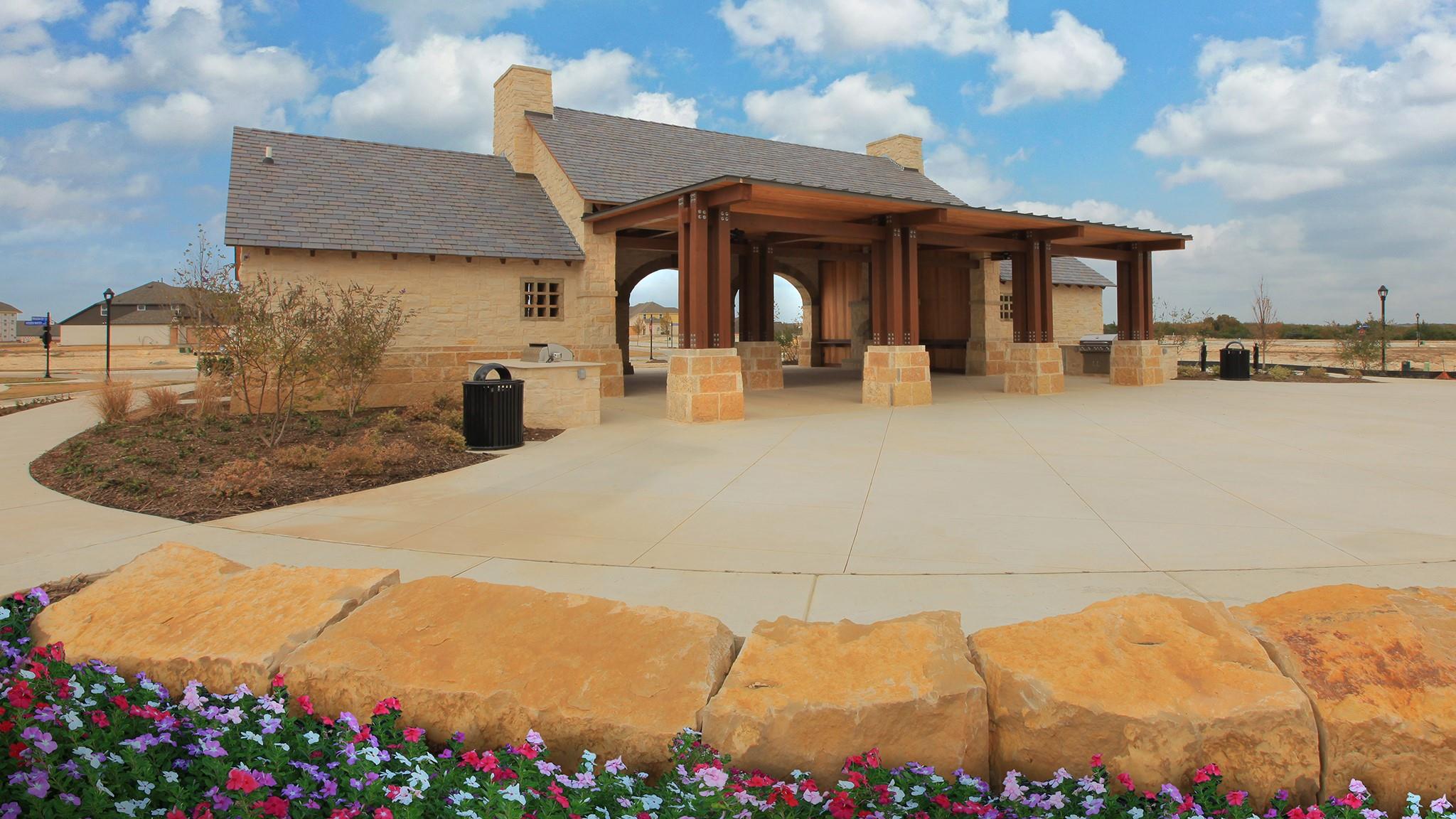 main property photo 5