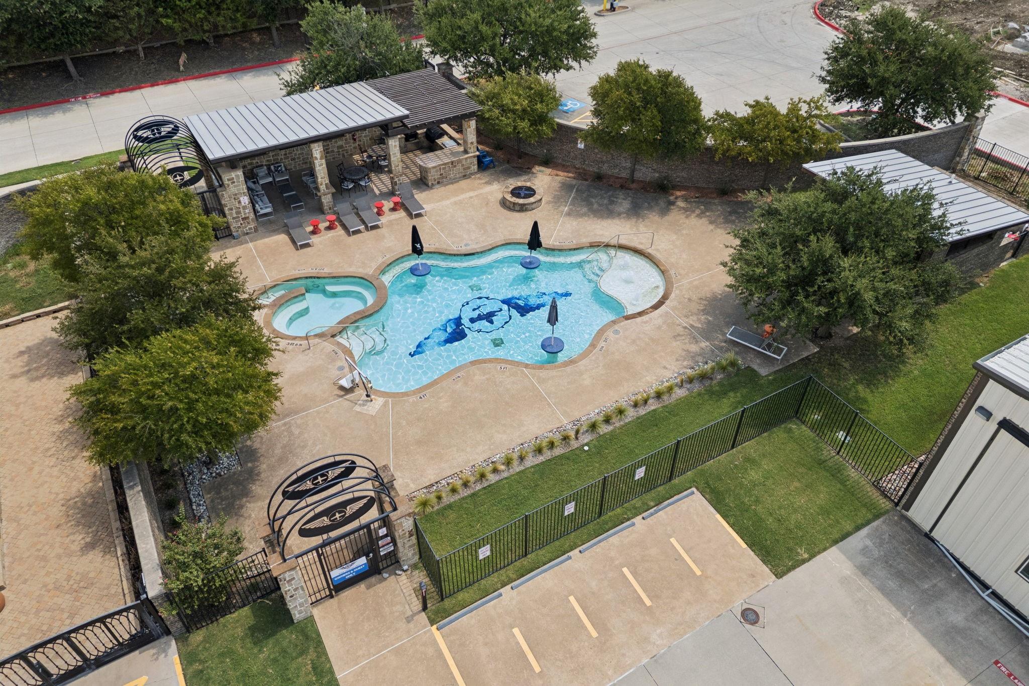 main property photo 32